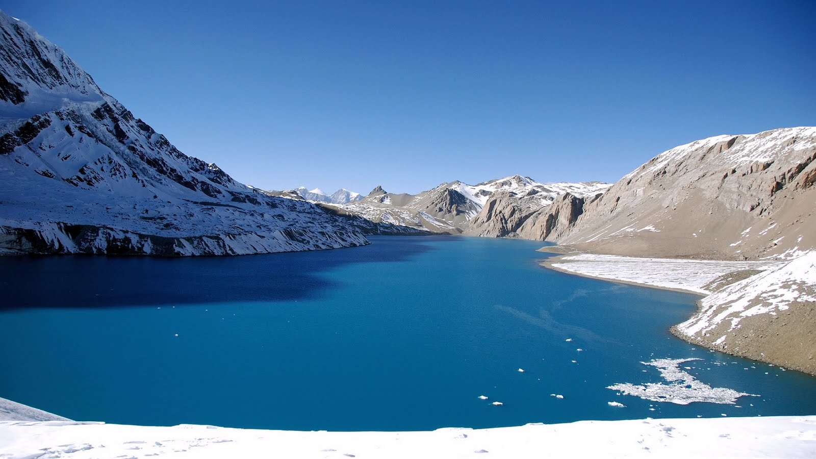 Free download wallpaper Winter, Water, Snow, Lakes, Mountain, Lake, Earth on your PC desktop