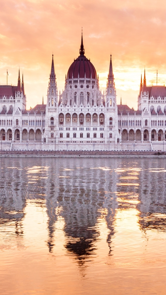 Download mobile wallpaper Architecture, Monuments, Building, Reflection, Budapest, Monument, Danube, Man Made, Hungarian Parliament Building for free.