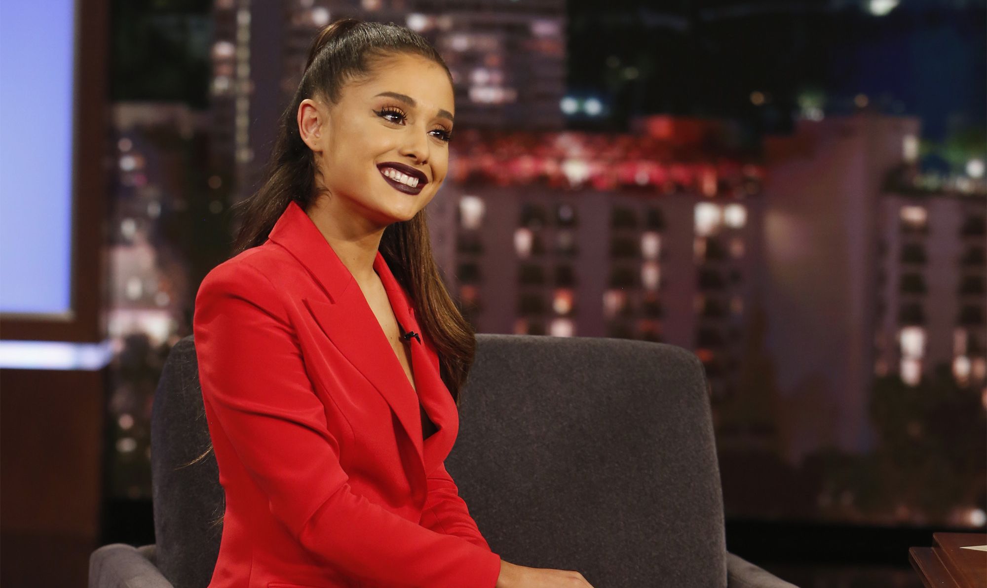 Descarga gratis la imagen Celebridades, Ariana Grande en el escritorio de tu PC