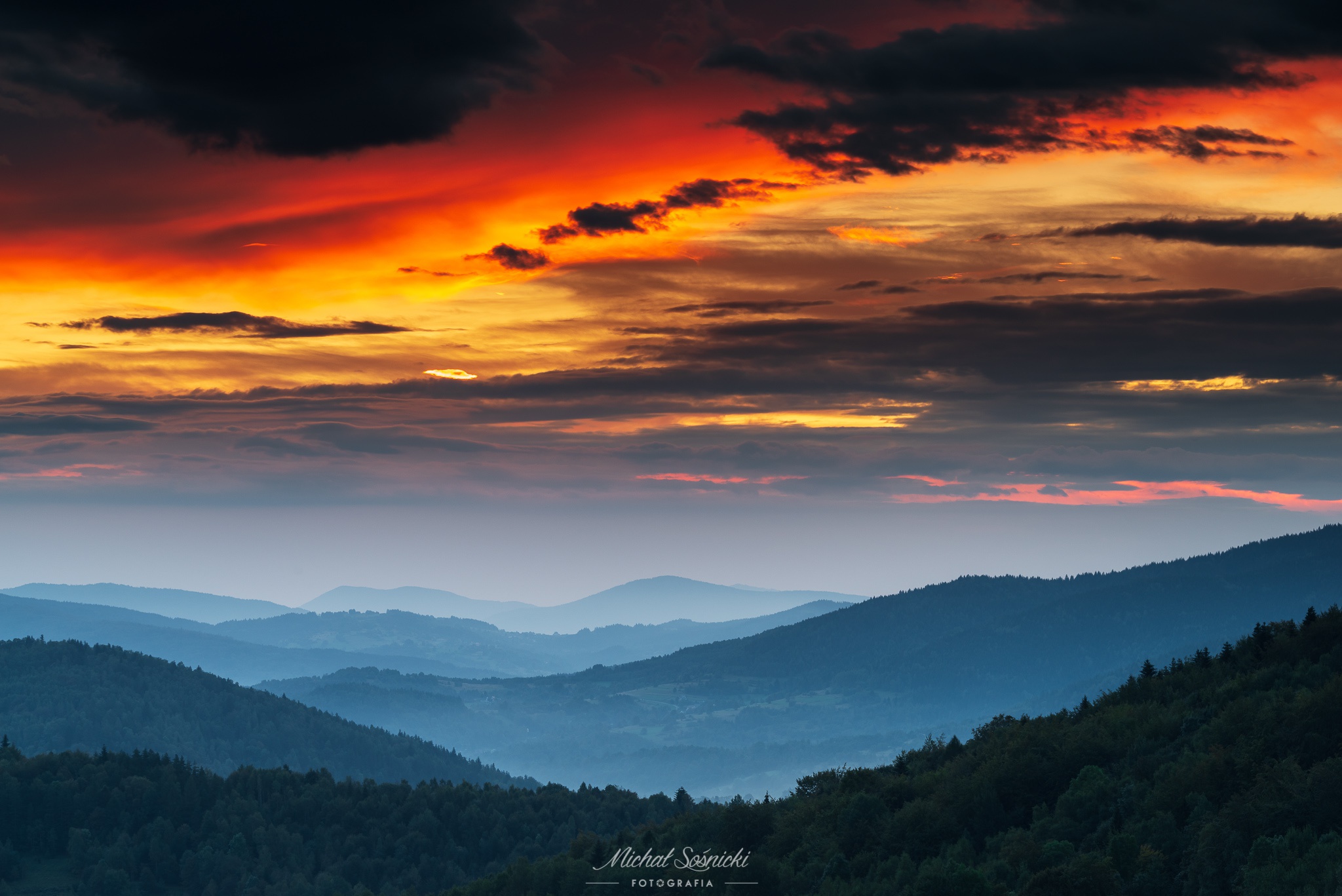 Téléchargez gratuitement l'image Coucher De Soleil, Montagne, Forêt, Ciel, Terre/nature sur le bureau de votre PC