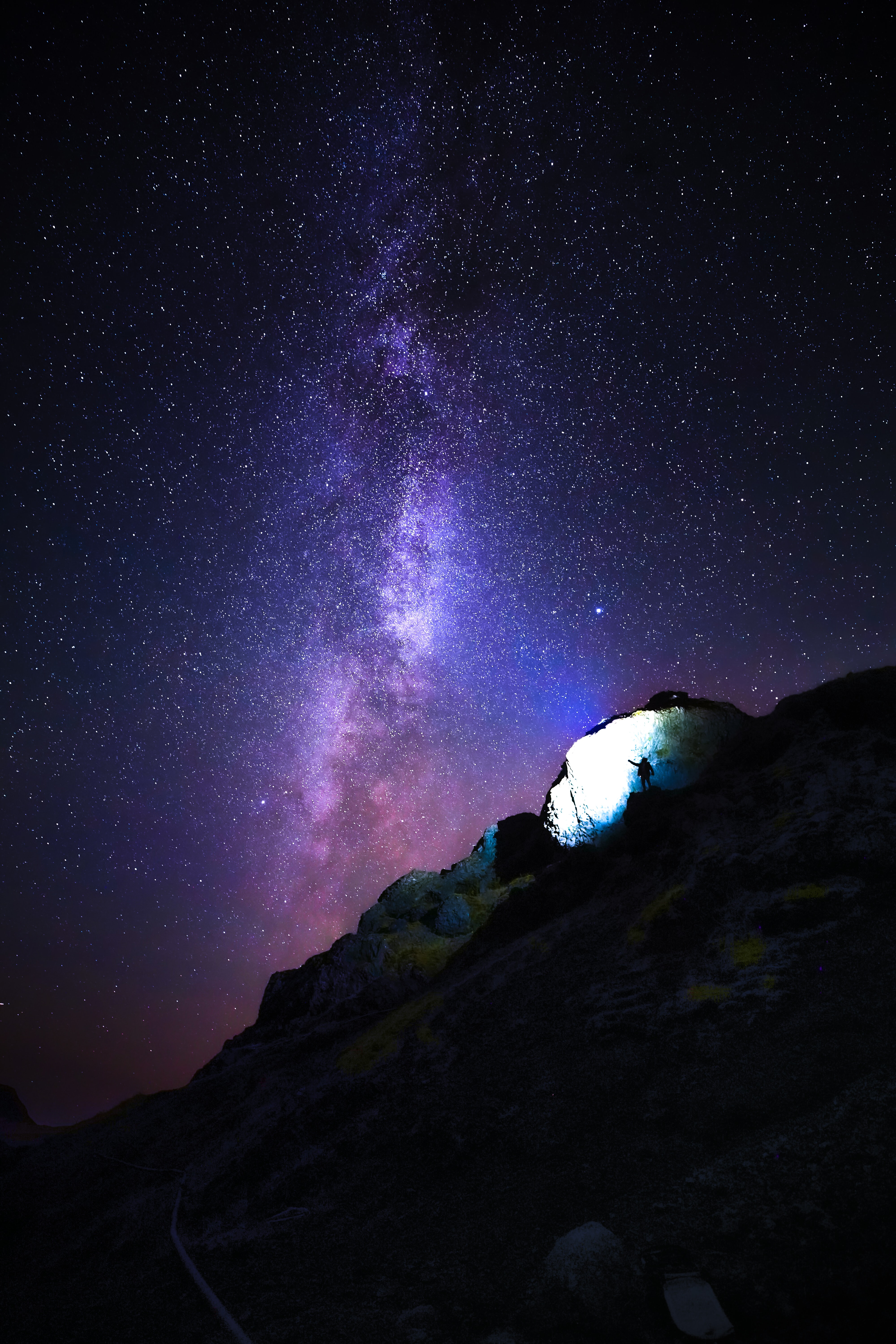 Free download wallpaper Nature, Rocks, Starry Sky, Silhouette, Universe on your PC desktop