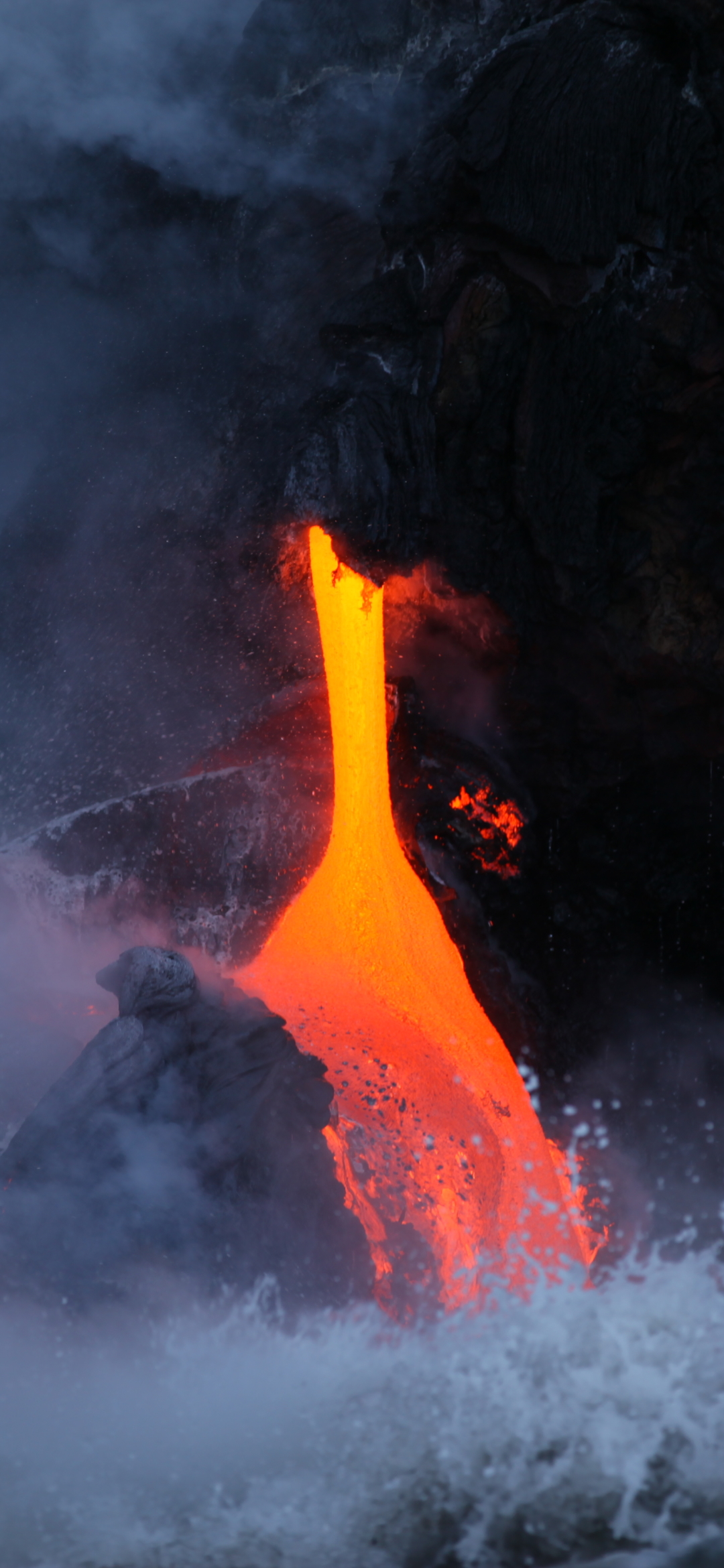 Download mobile wallpaper Water, Earth, Volcano, Lava, Volcanoes for free.