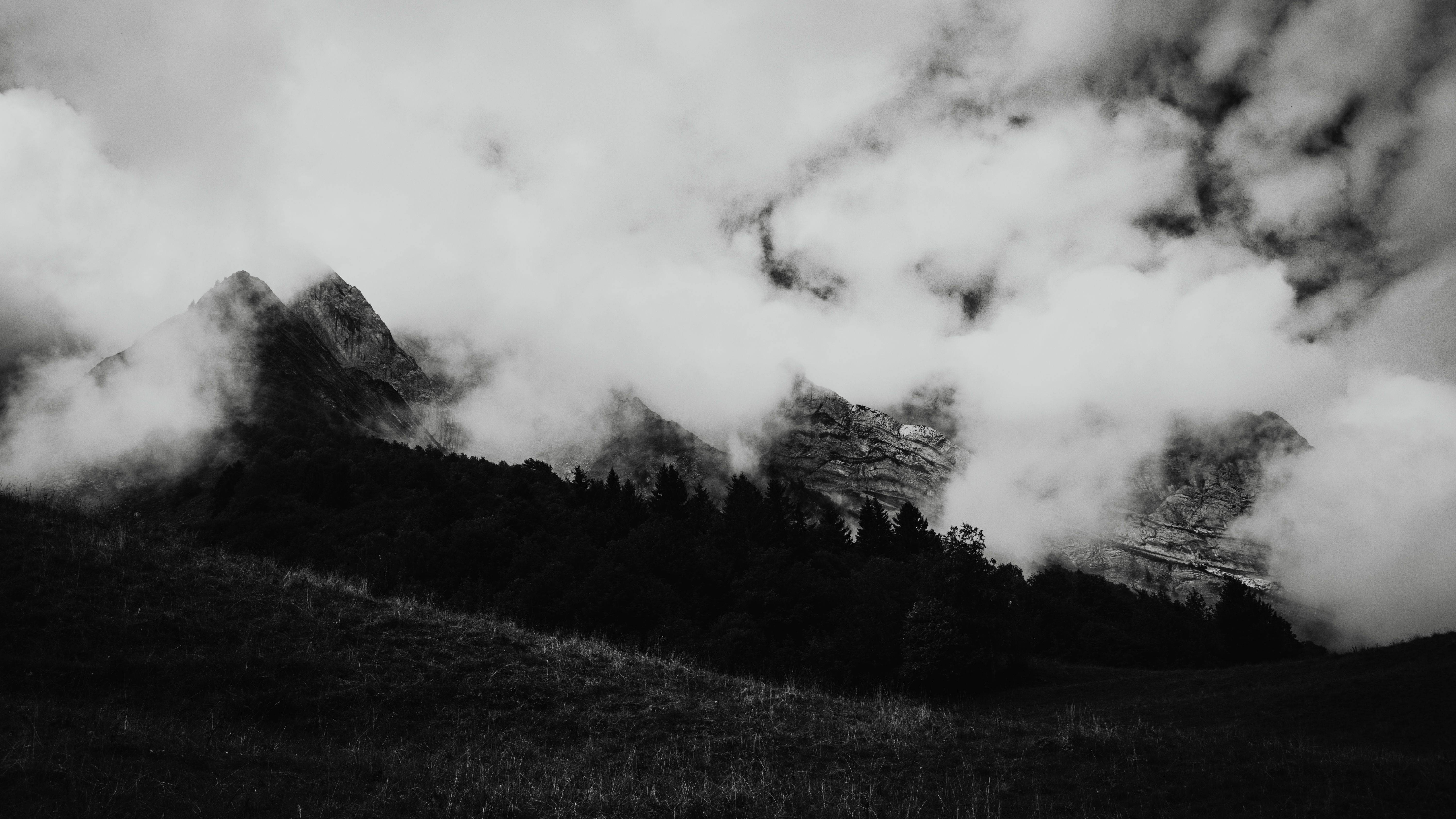 Download mobile wallpaper Clouds, Chb, Rocks, Fog, Mountains, Nature, Bw for free.