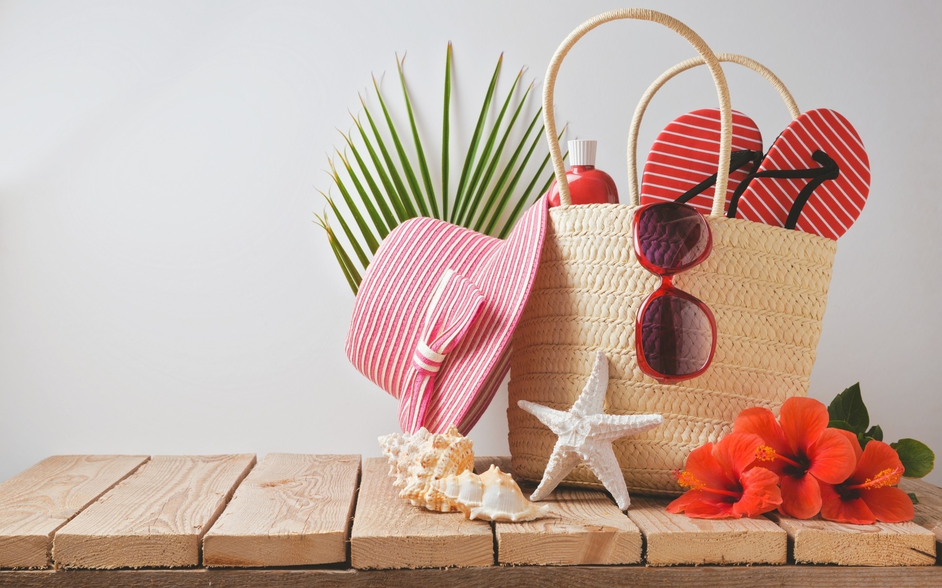 Free download wallpaper Summer, Still Life, Starfish, Flower, Hat, Photography, Sunglasses on your PC desktop