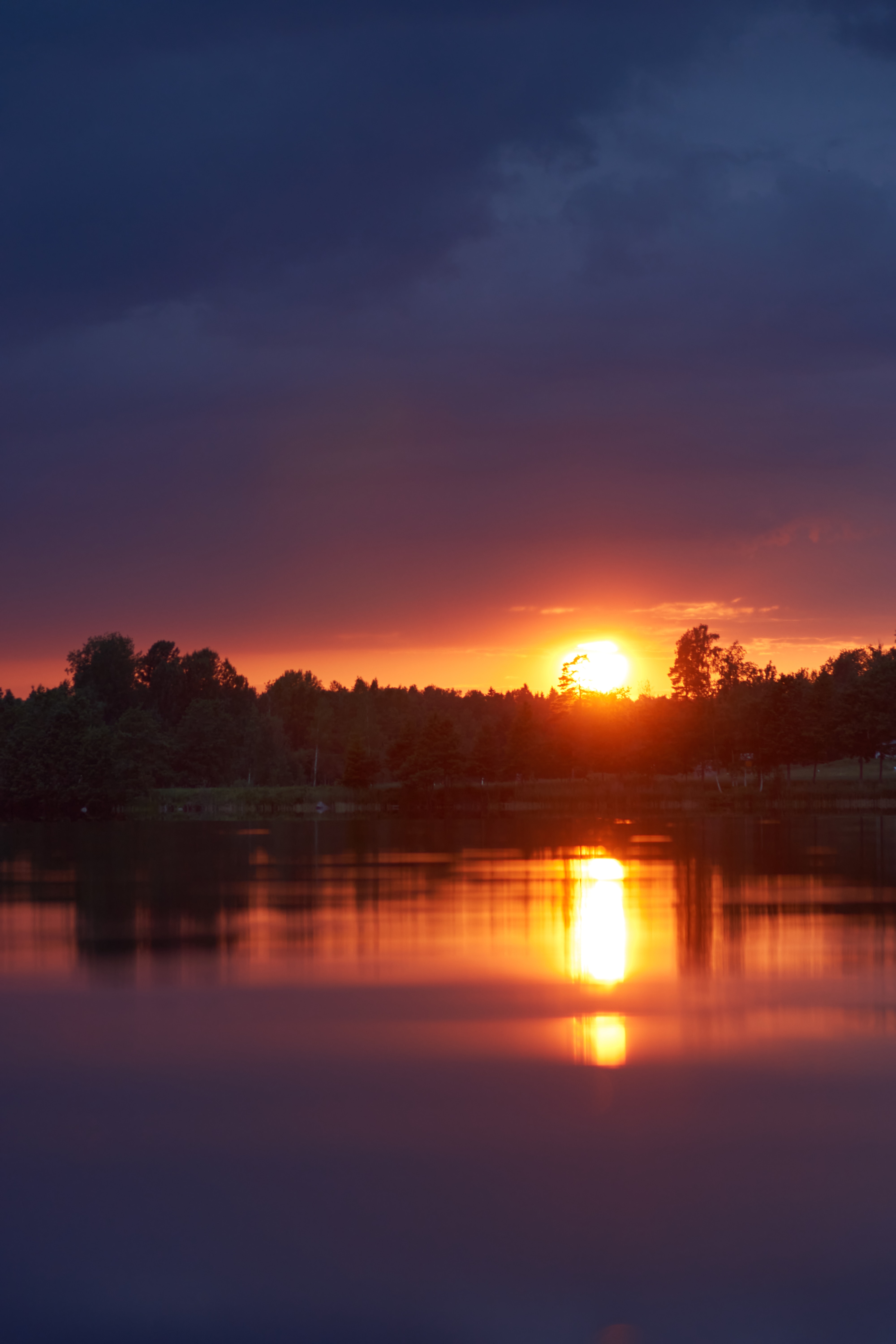 Free download wallpaper Lake, Dusk, Nature, Sunset, Twilight, Sun, Landscape on your PC desktop