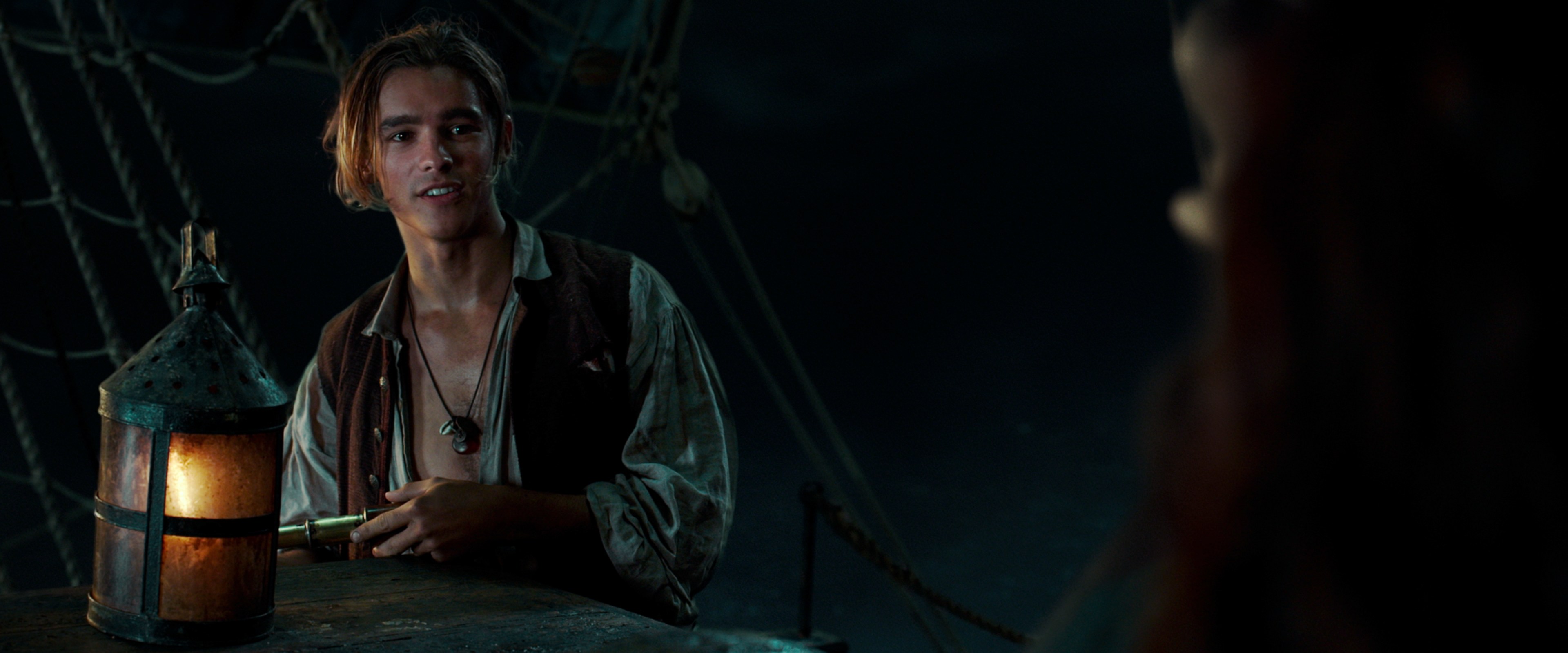 Download mobile wallpaper Movie, Pirates Of The Caribbean: Dead Men Tell No Tales, Henry Turner, Brenton Thwaites for free.