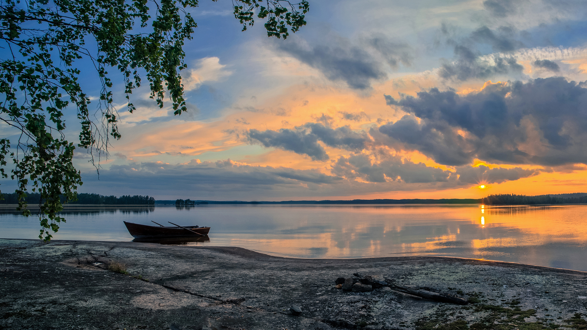 Free download wallpaper Sunset, Sun, Lake, Tree, Boat, Cloud, Vehicles on your PC desktop