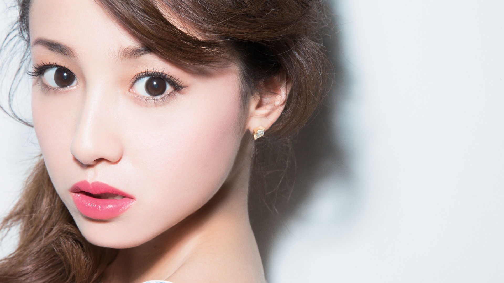Free download wallpaper Face, Brunette, Makeup, Japanese, Celebrity, Asian, Brown Eyes, Actress, Erika Sawajiri on your PC desktop