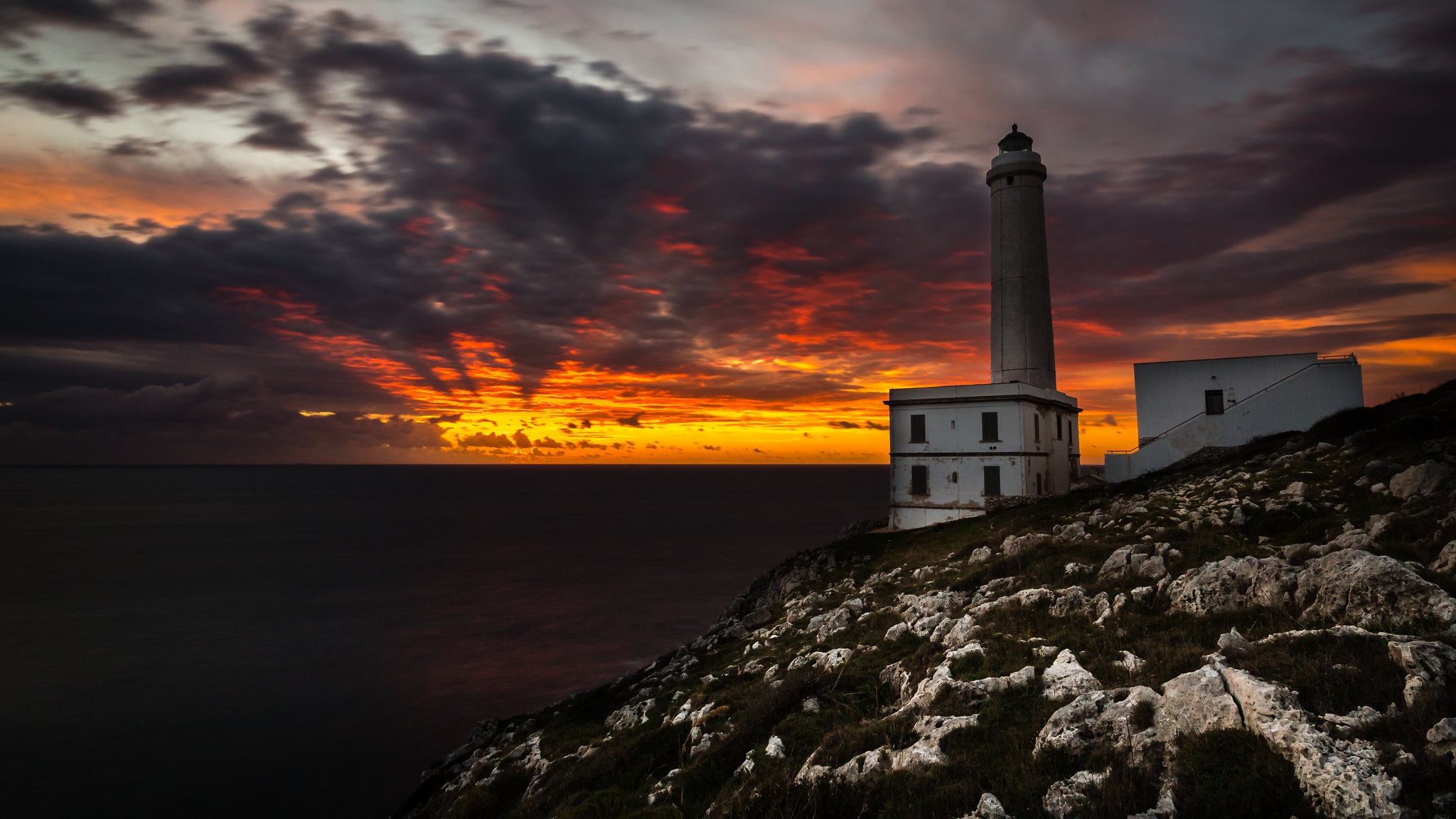 Téléchargez des papiers peints mobile Coucher De Soleil, Horizon, Océan, Phare, Nuage, Construction Humaine gratuitement.