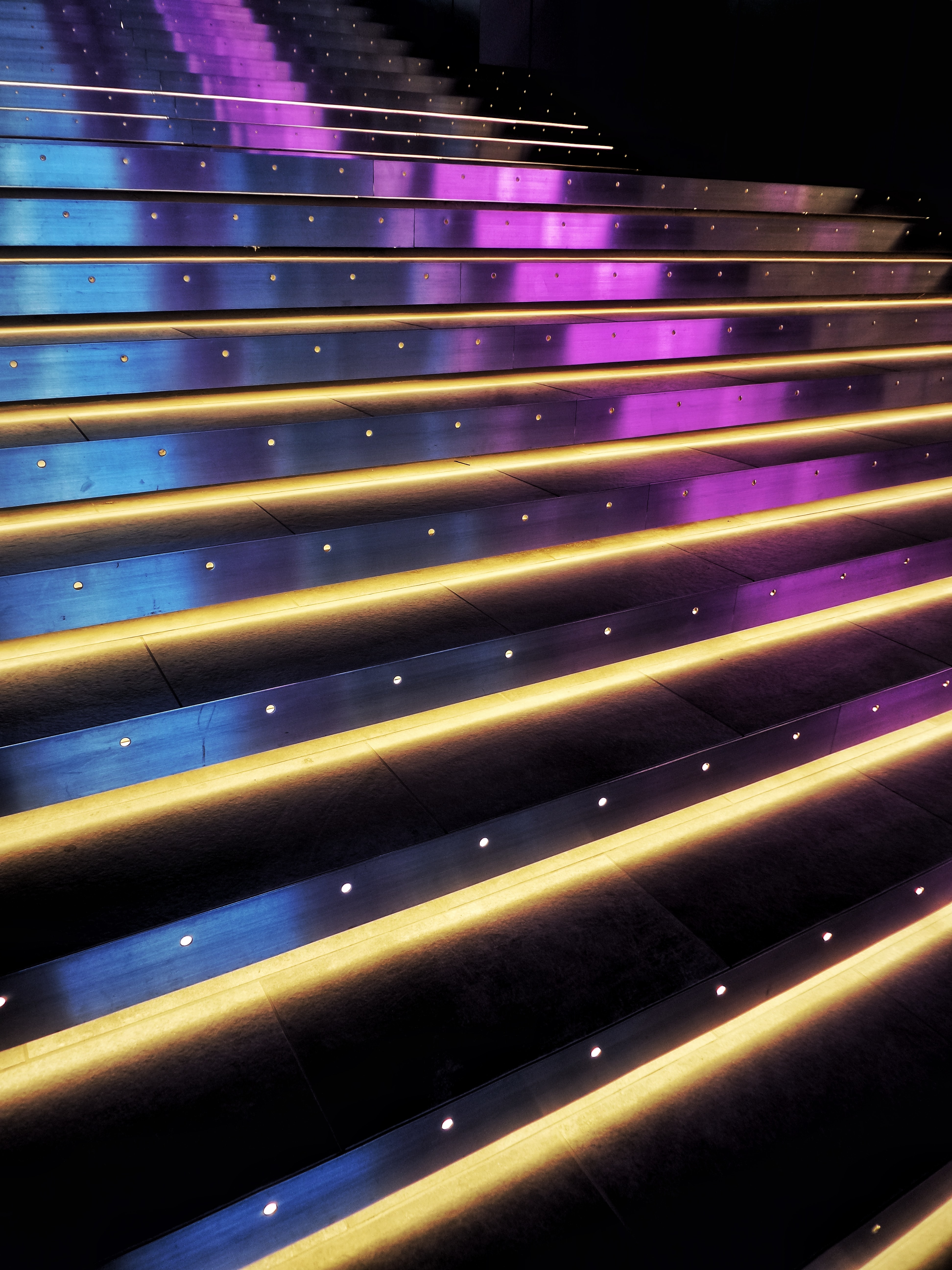 97817 скачать обои лестница, разное, свет, подсветка, неон, ступеньки - заставки и картинки бесплатно