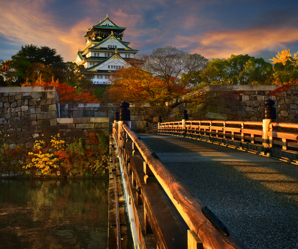 Скачать картинку Осень, Замки, Мост, Япония, Падать, Осака, Сделано Человеком, Осакский Замок в телефон бесплатно.