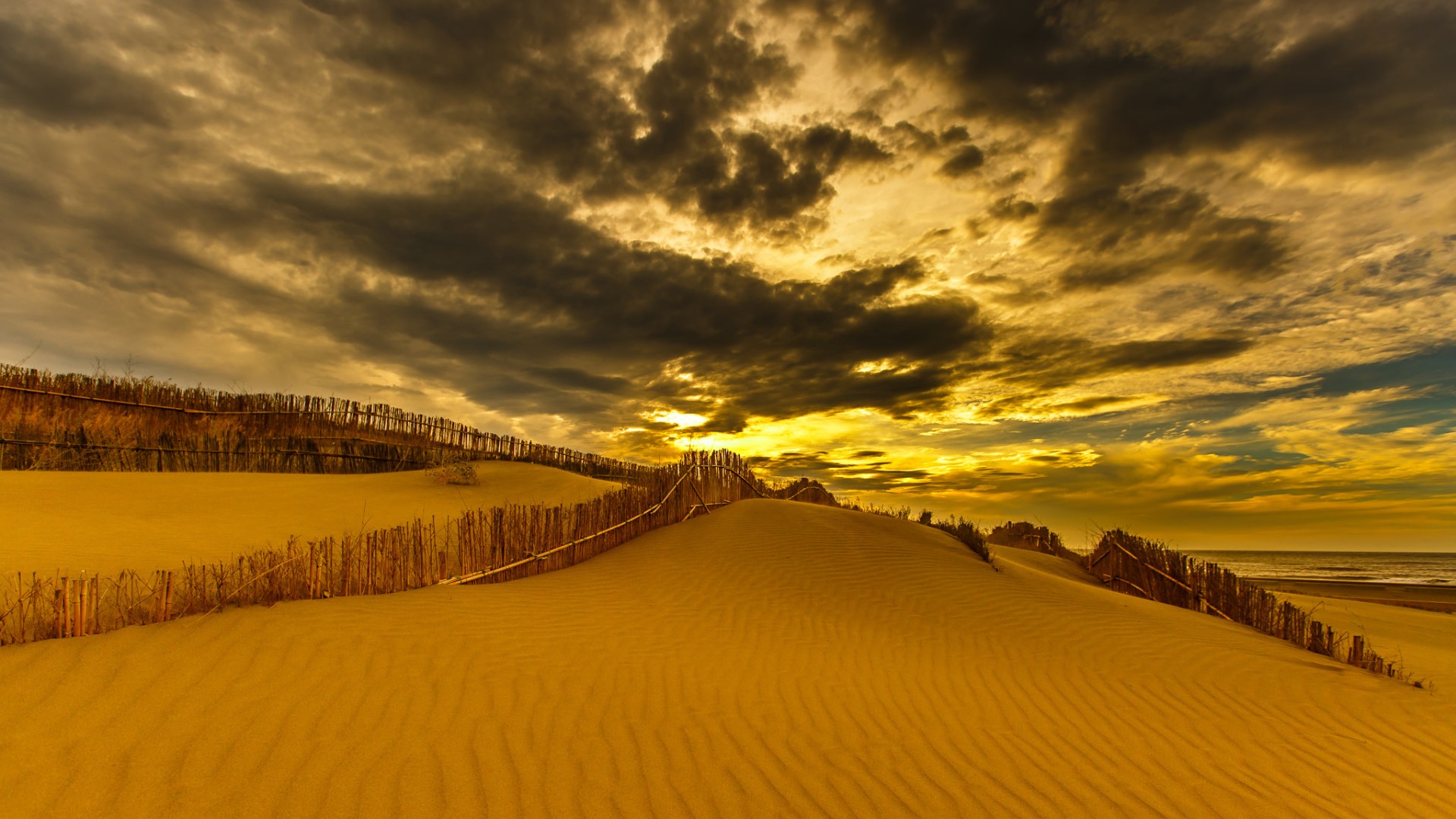 Free download wallpaper Sunset, Sky, Beach, Earth, Fence, Cloud on your PC desktop