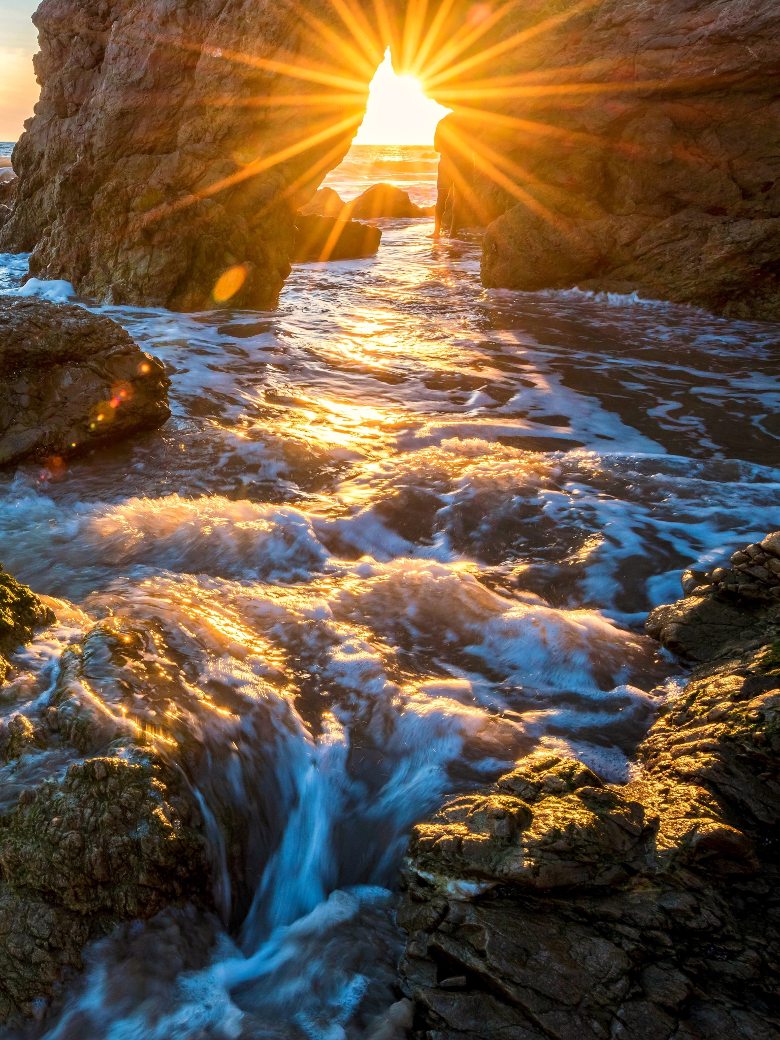 Descarga gratuita de fondo de pantalla para móvil de Horizonte, Océano, Arco, Arco Natural, Atardecer, Tierra/naturaleza, Puesta De Sol.