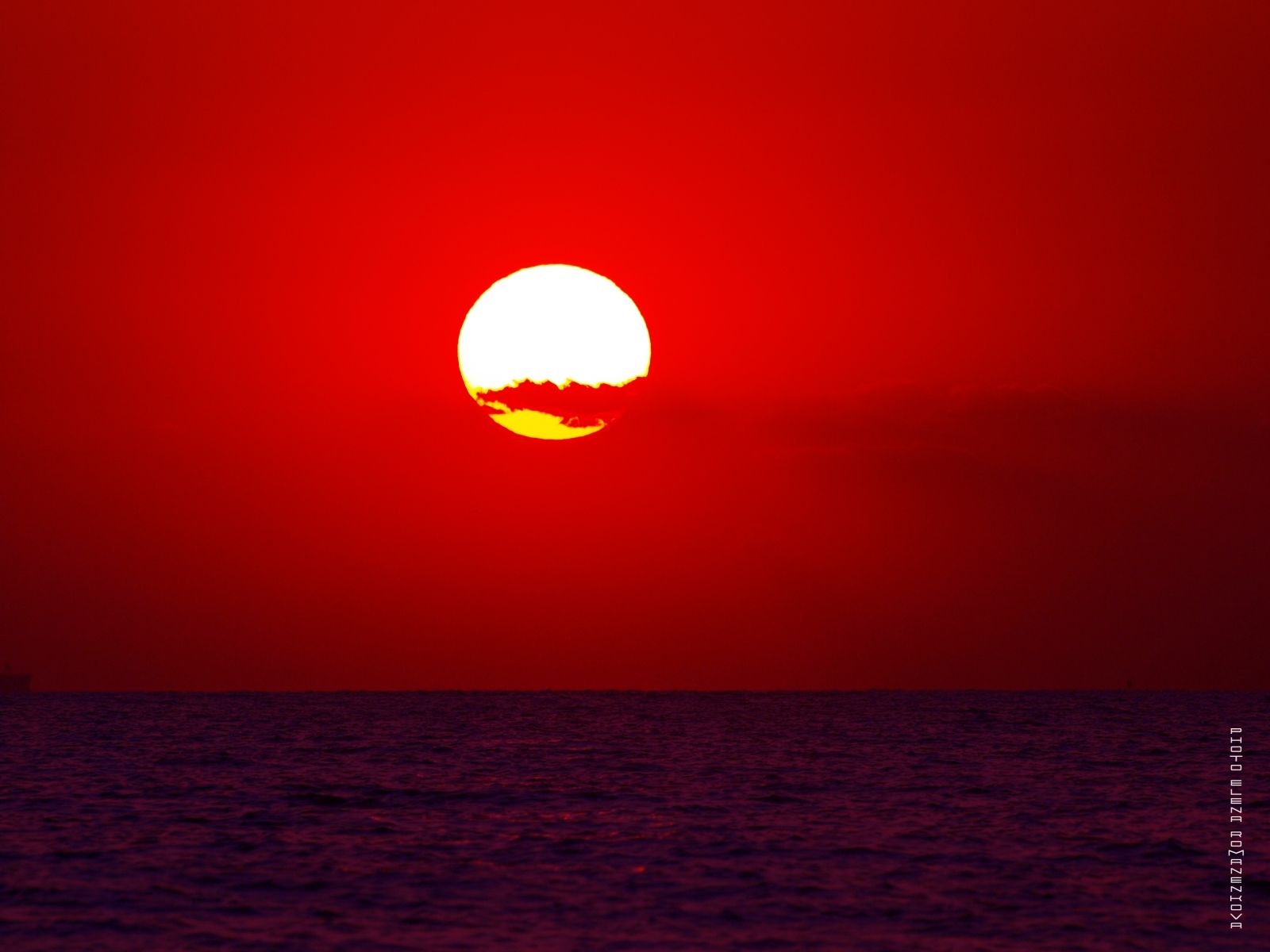 Free download wallpaper Sunset, Sky, Sea, Sun, Landscape on your PC desktop