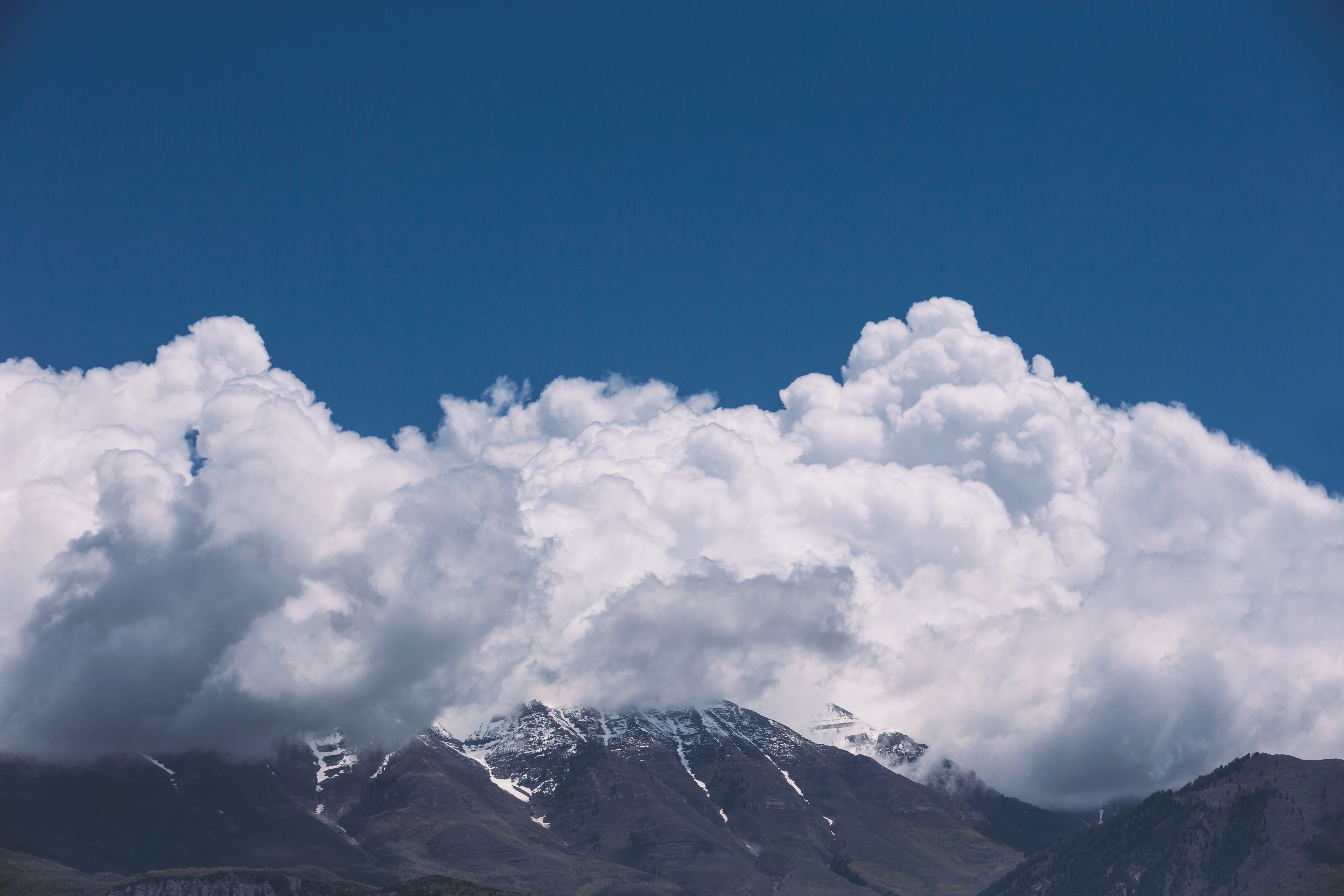 Laden Sie das Natur, Sky, Mountains, Scheitel, Nach Oben, Clouds-Bild kostenlos auf Ihren PC-Desktop herunter
