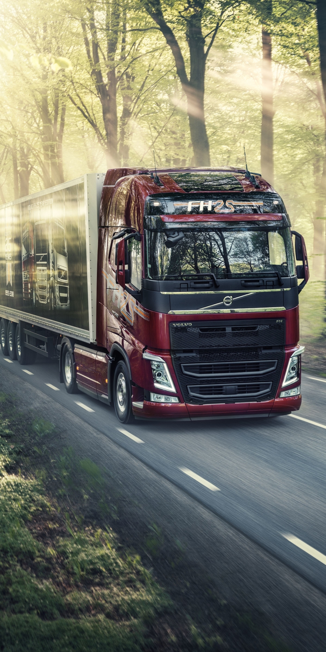 Download mobile wallpaper Volvo, Truck, Vehicle, Sunbeam, Vehicles, Sunbean for free.