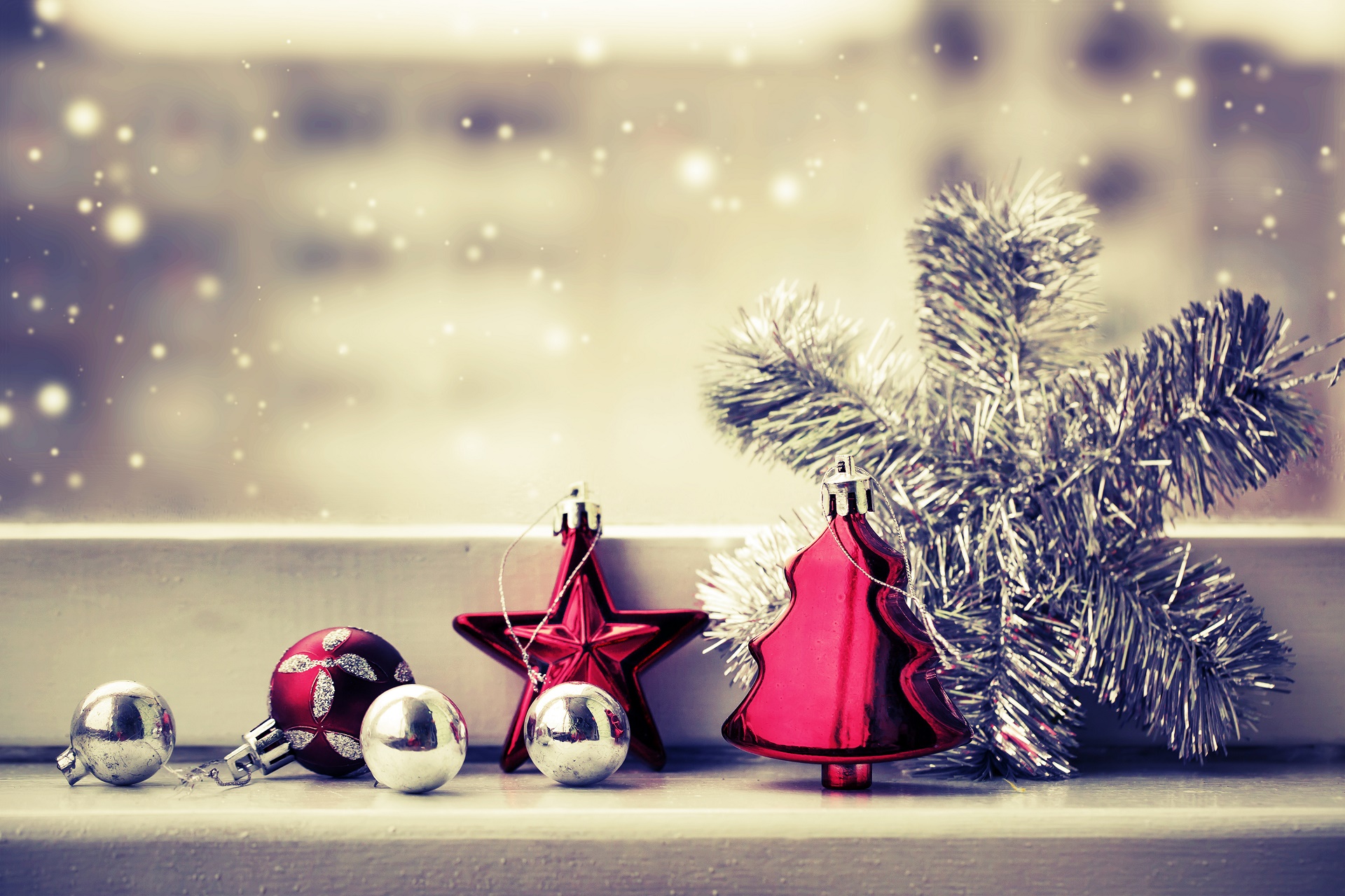 Free download wallpaper Christmas Ornaments, Christmas, Holiday on your PC desktop