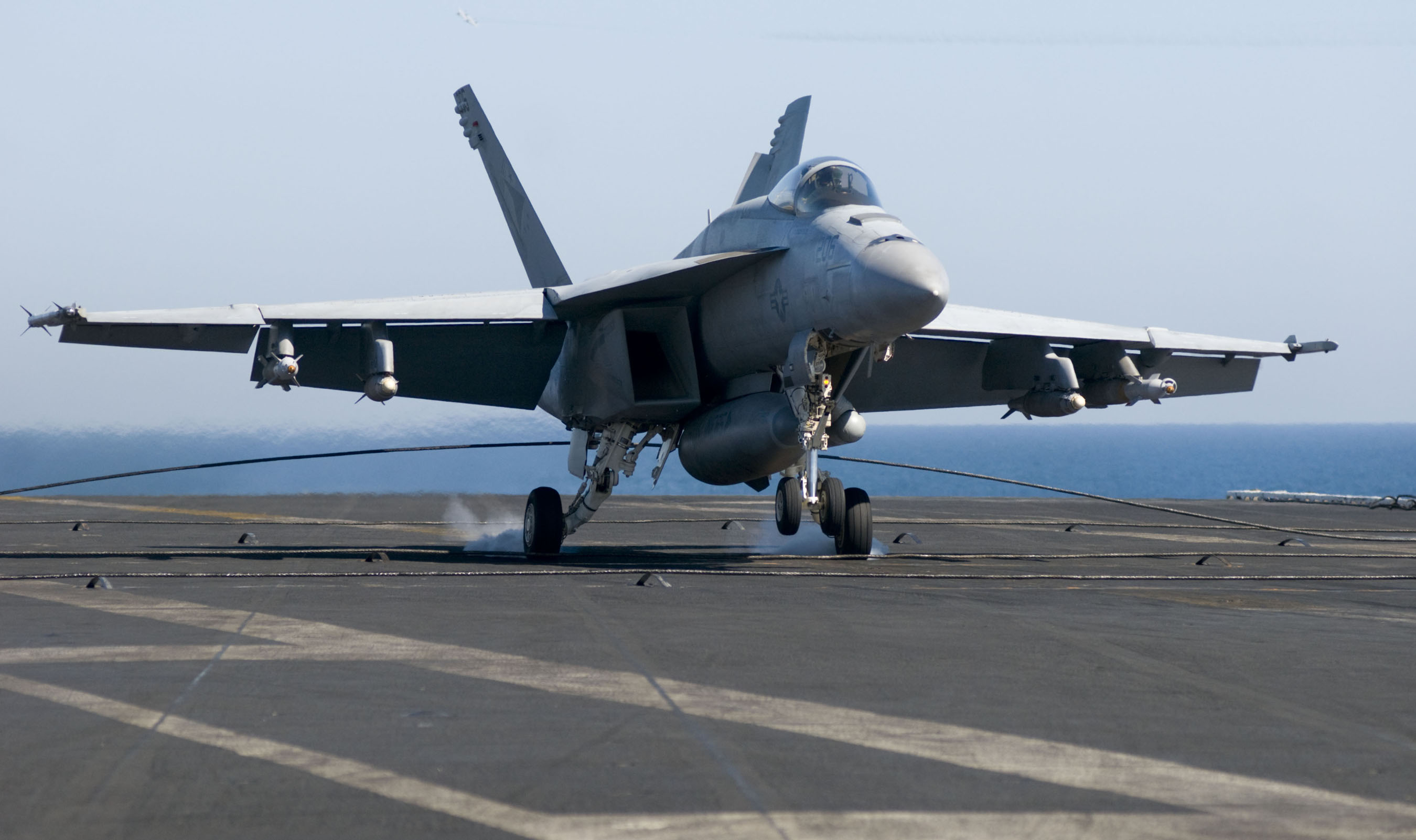 Download mobile wallpaper Navy, Boeing F/a 18E/f Super Hornet, Aircraft, Military, Jet Fighters for free.