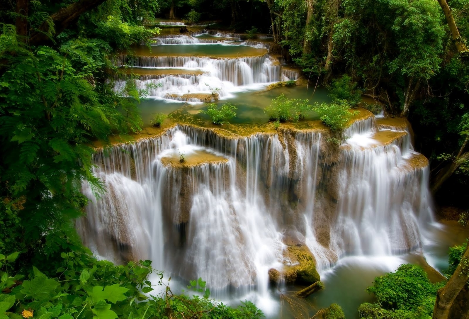 Скачать обои бесплатно Природа, Вода, Водопады, Водопад, Растительность, Таиланд, Земля/природа картинка на рабочий стол ПК