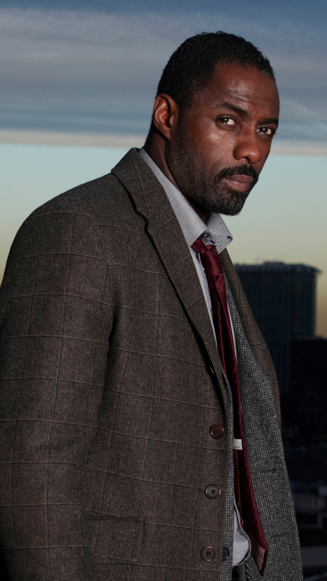 Download mobile wallpaper British, Celebrity, Actor, Idris Elba, Luther (Tv Show) for free.
