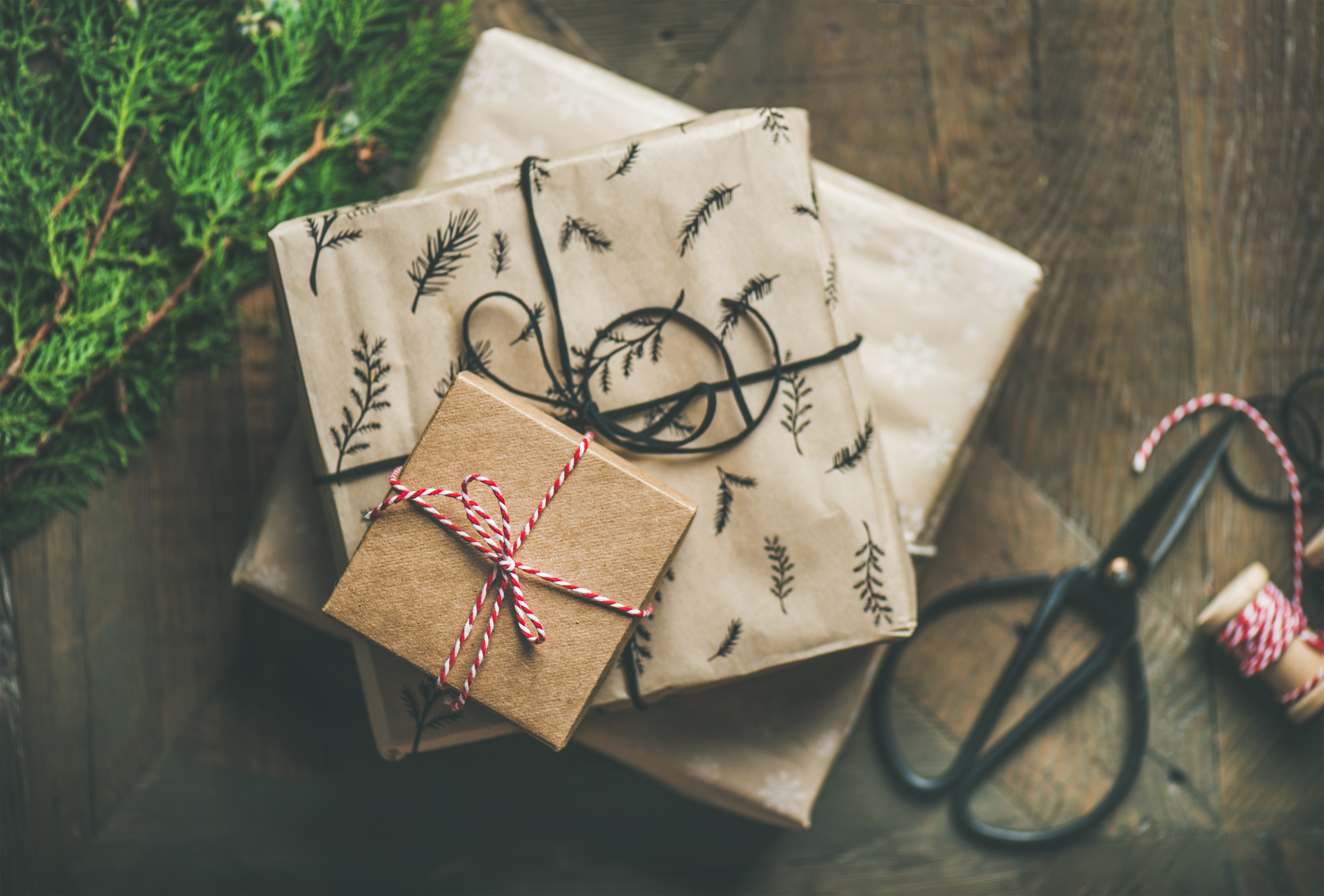 Baixar papel de parede para celular de Natal, Madeira, Presente, Feriados gratuito.