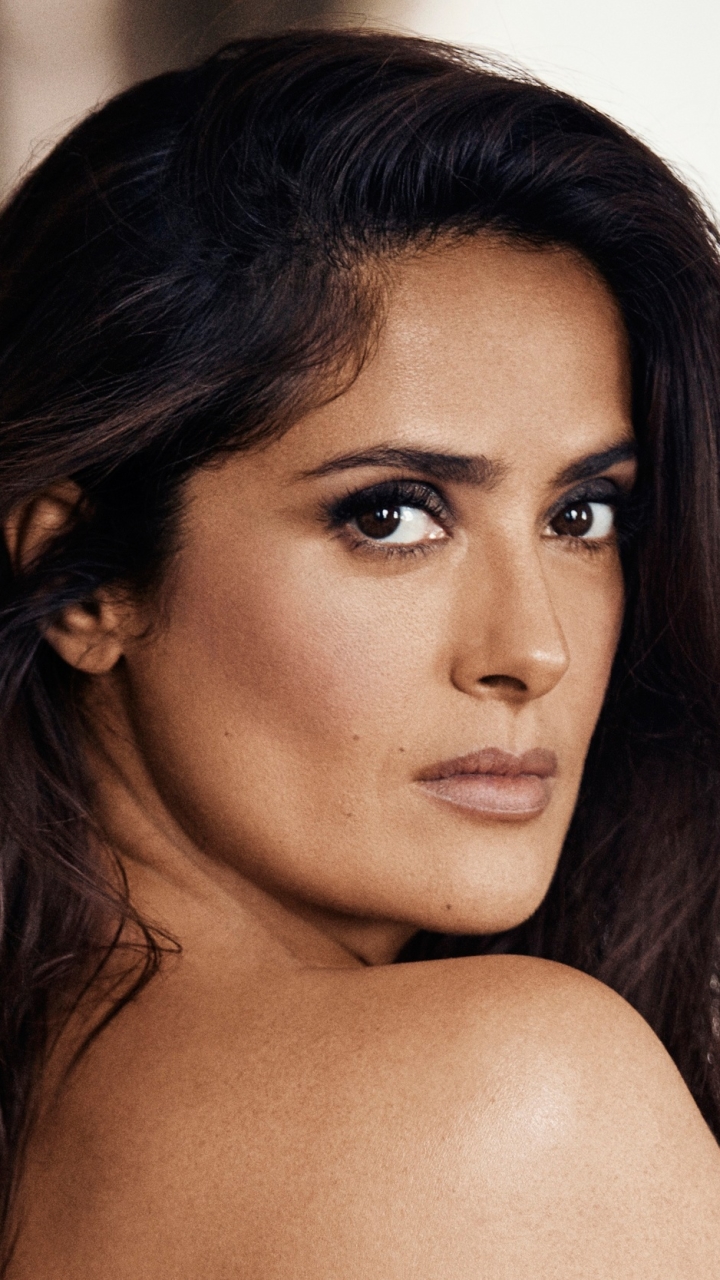 Download mobile wallpaper Salma Hayek, Face, Brunette, Celebrity, Mexican, Brown Eyes, Actress for free.