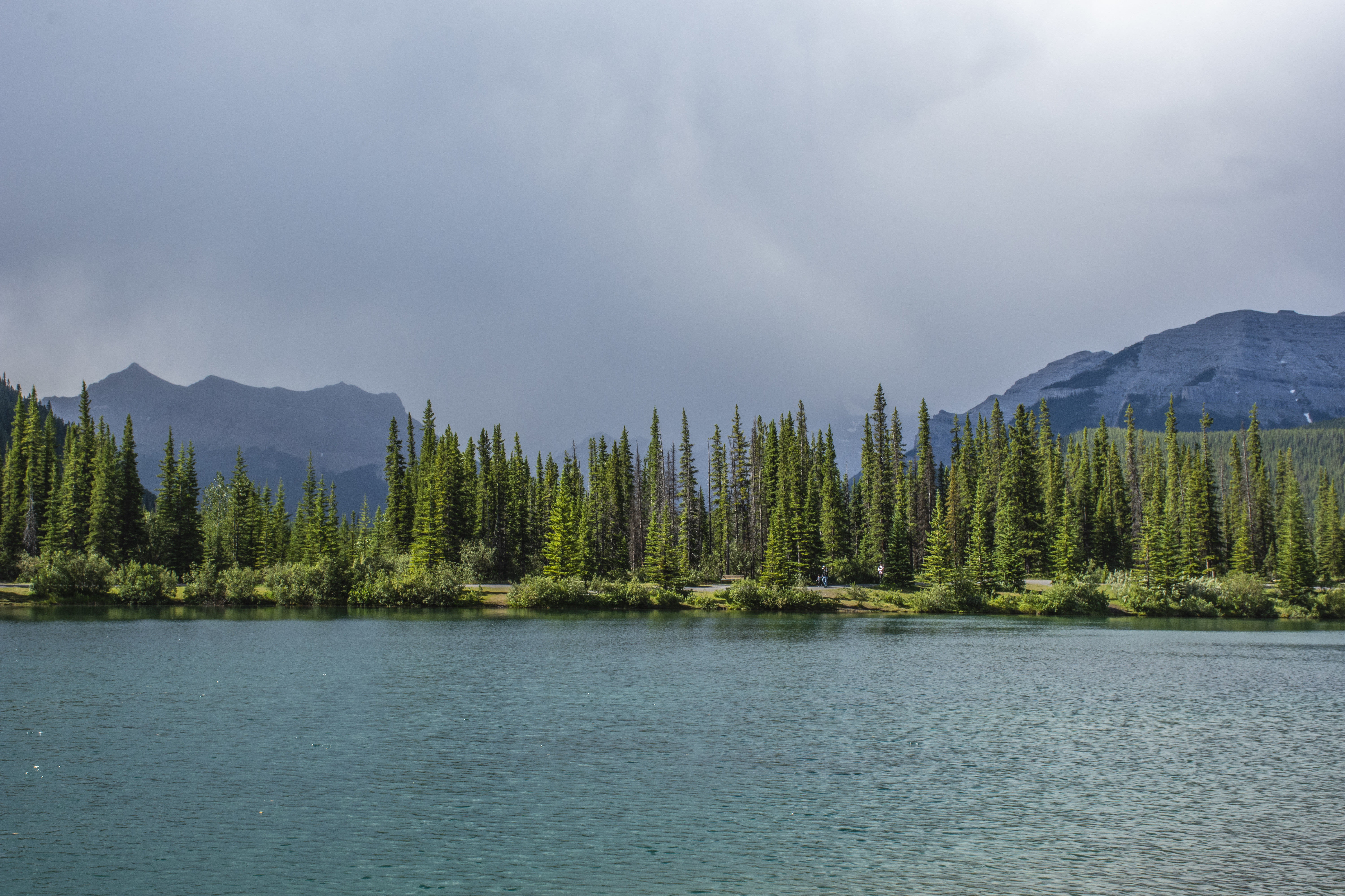 Free download wallpaper Trees, Sky, Mountains, Lake, Fir, Spruce, Nature on your PC desktop