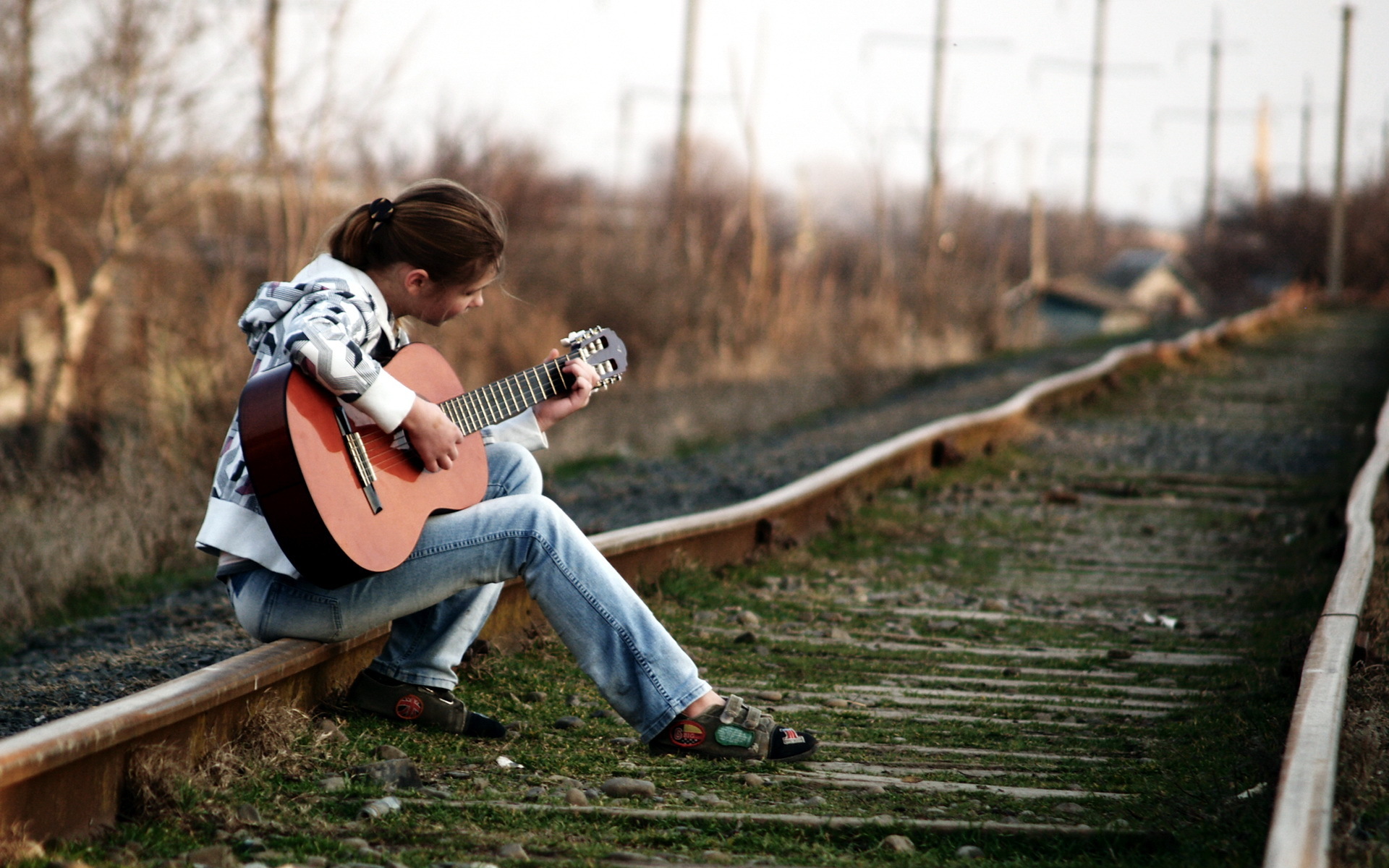 Download mobile wallpaper Music, Guitar, Women for free.