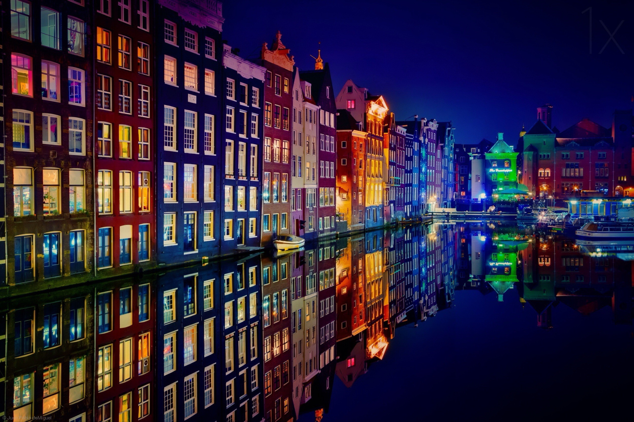 Скачать картинку Города, Амстердам, Сделано Человеком в телефон бесплатно.