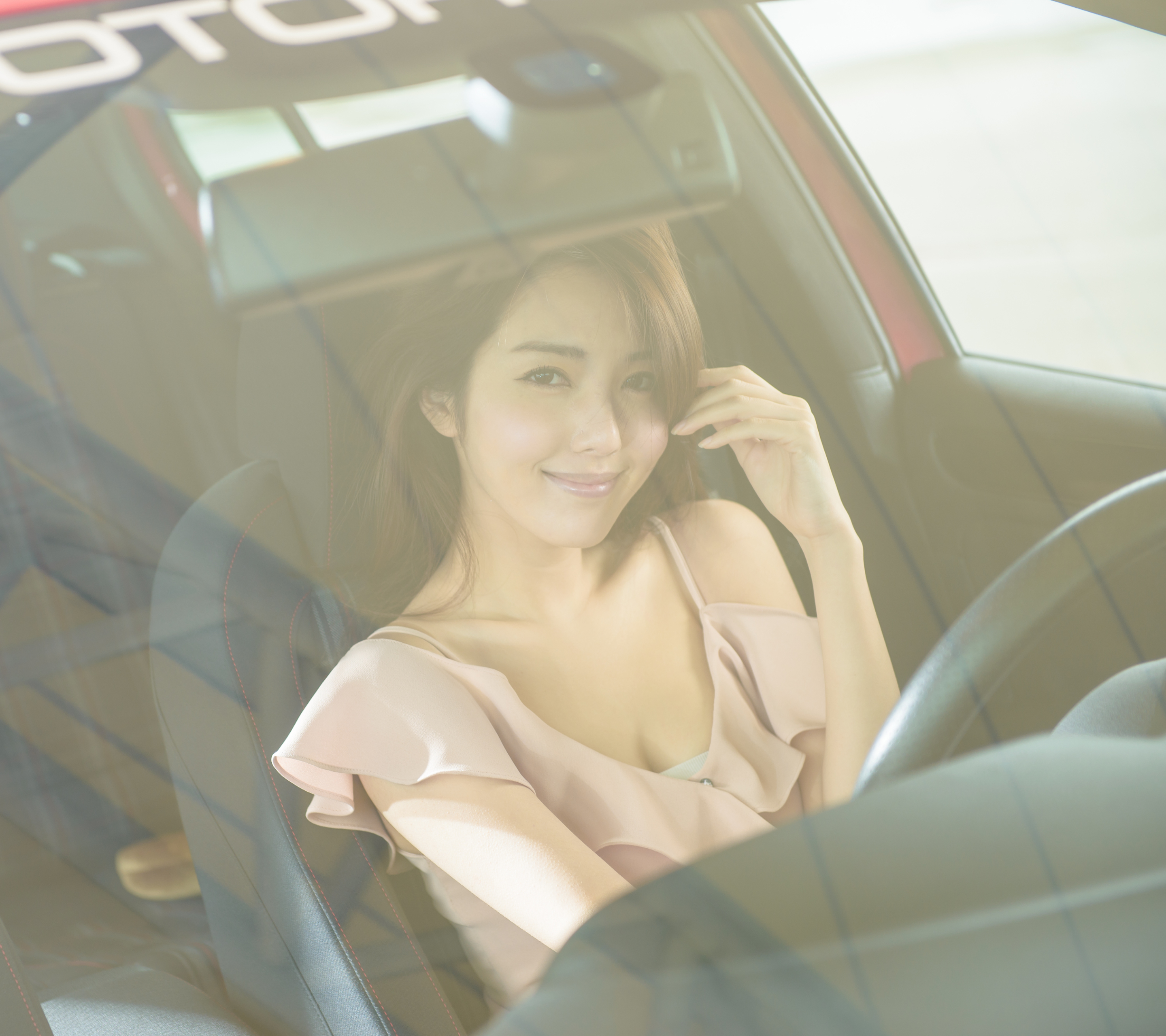 Download mobile wallpaper Car, Smile, Model, Women, Asian, Catherine, Taiwanese for free.