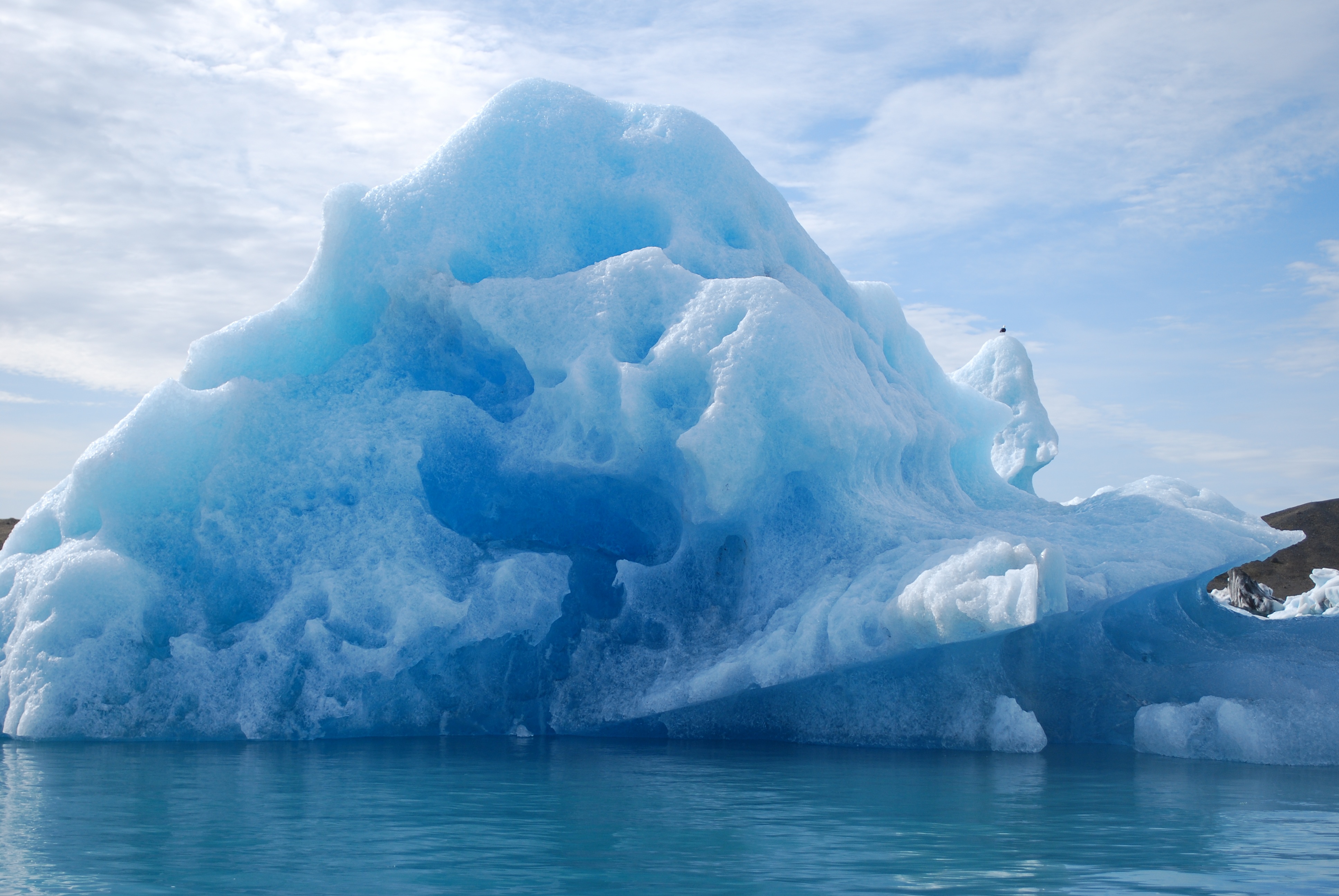 Download mobile wallpaper Earth, Glacier, Iceland, Iceberg for free.