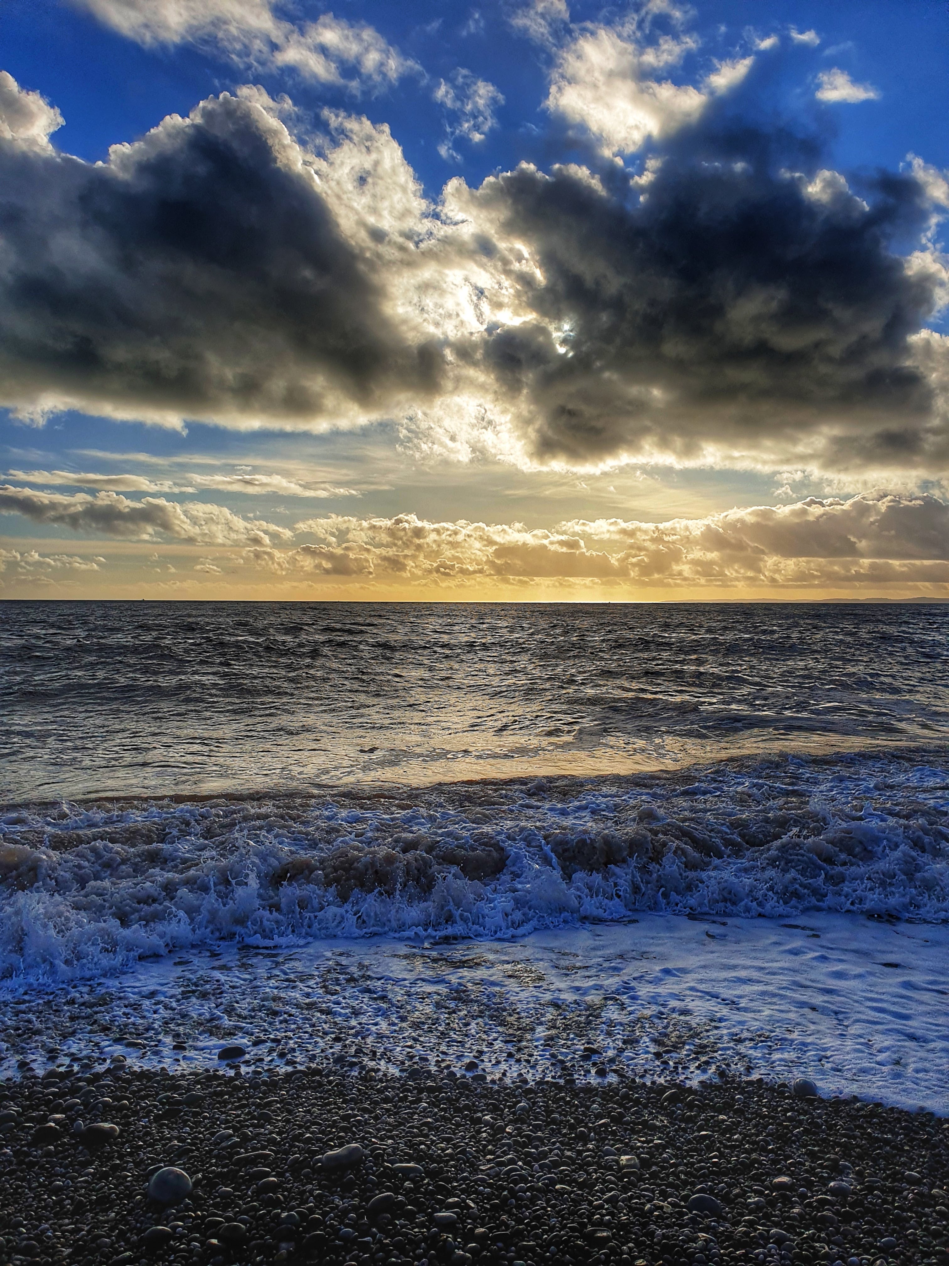 Free download wallpaper Nature, Sky, Horizon, Coast, Pebble, Sea on your PC desktop
