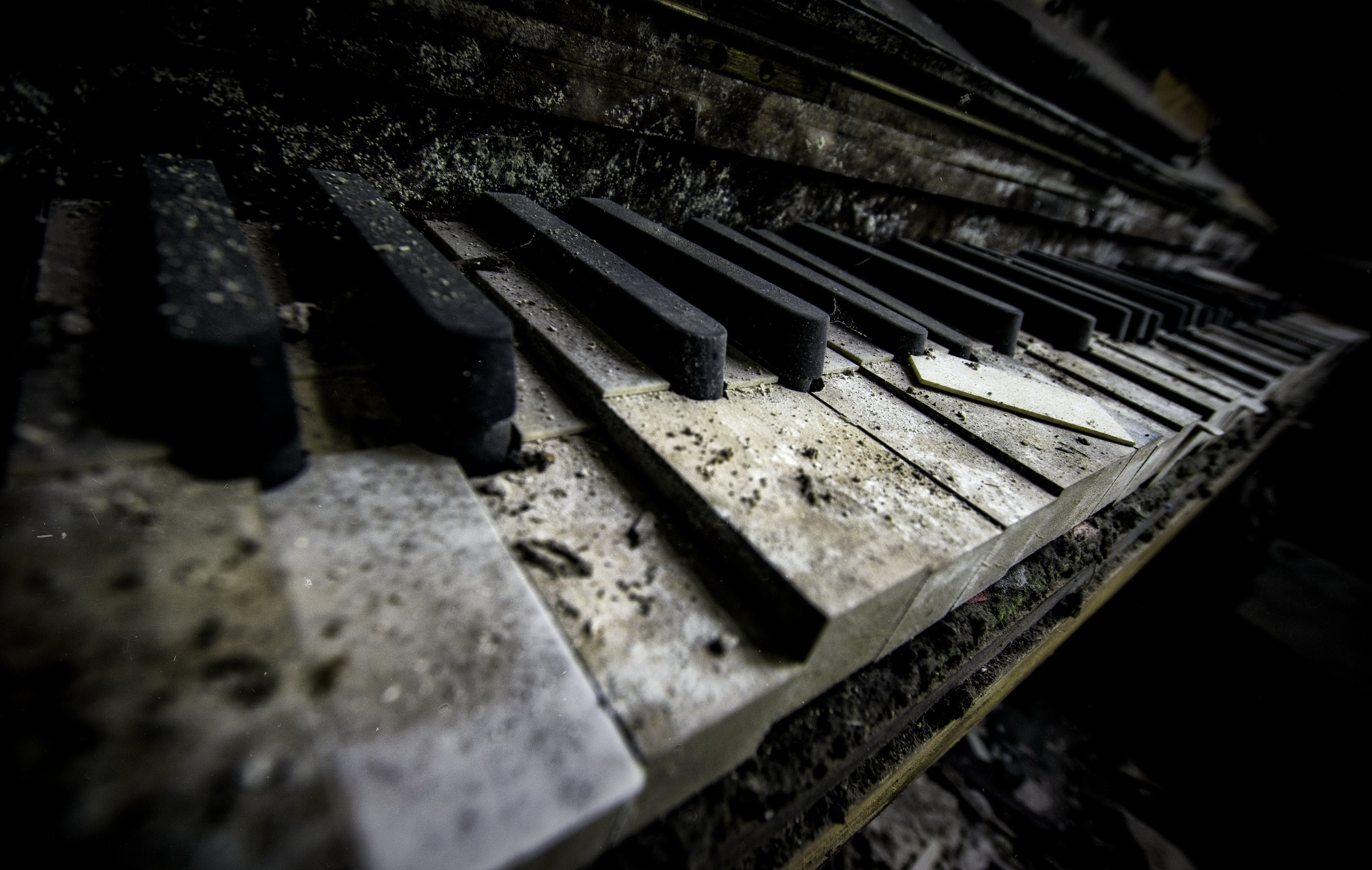 Free download wallpaper Music, Piano, Macro, Old, Instrument on your PC desktop