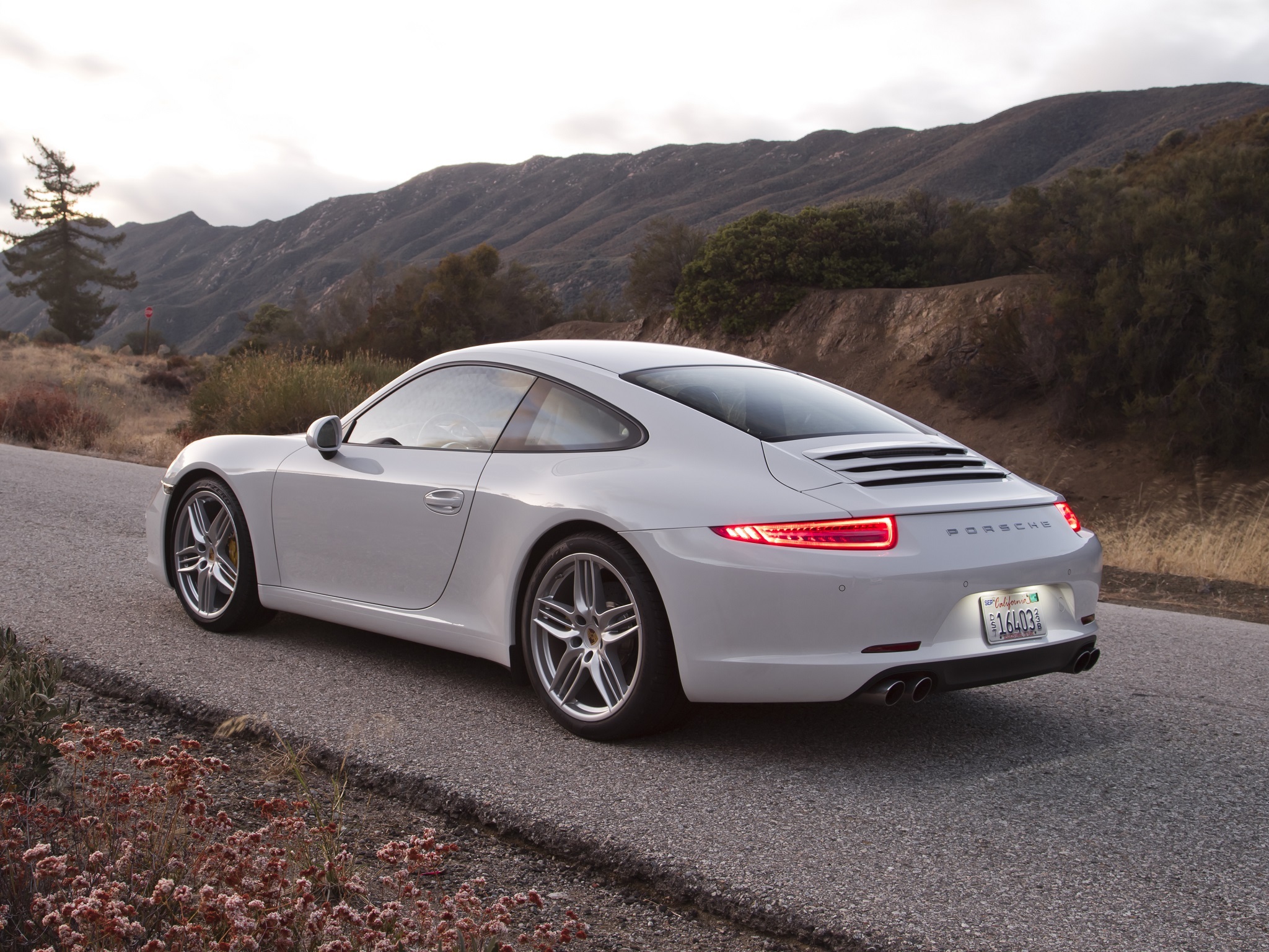 373427 Hintergrundbilder und Porsche 911 Carrera Bilder auf dem Desktop. Laden Sie  Bildschirmschoner kostenlos auf den PC herunter