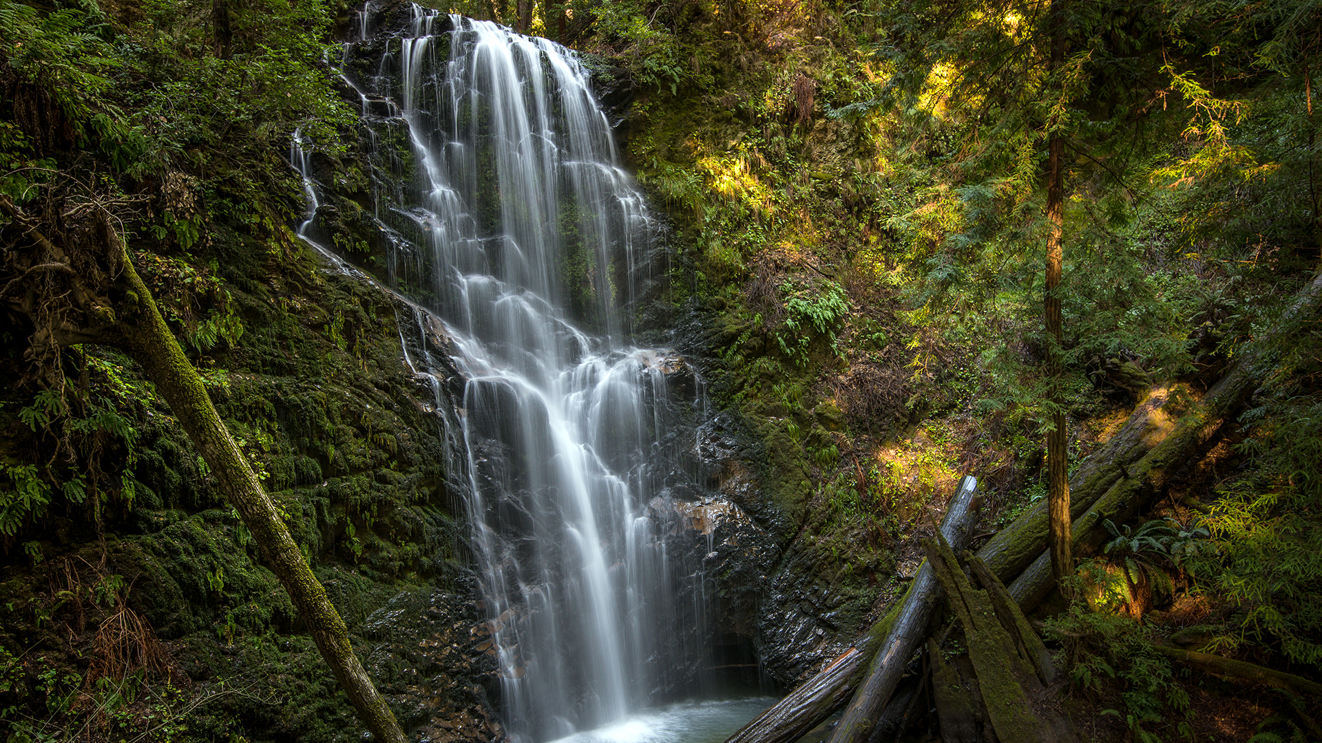 Handy-Wallpaper Wasserfall, Erde/natur kostenlos herunterladen.