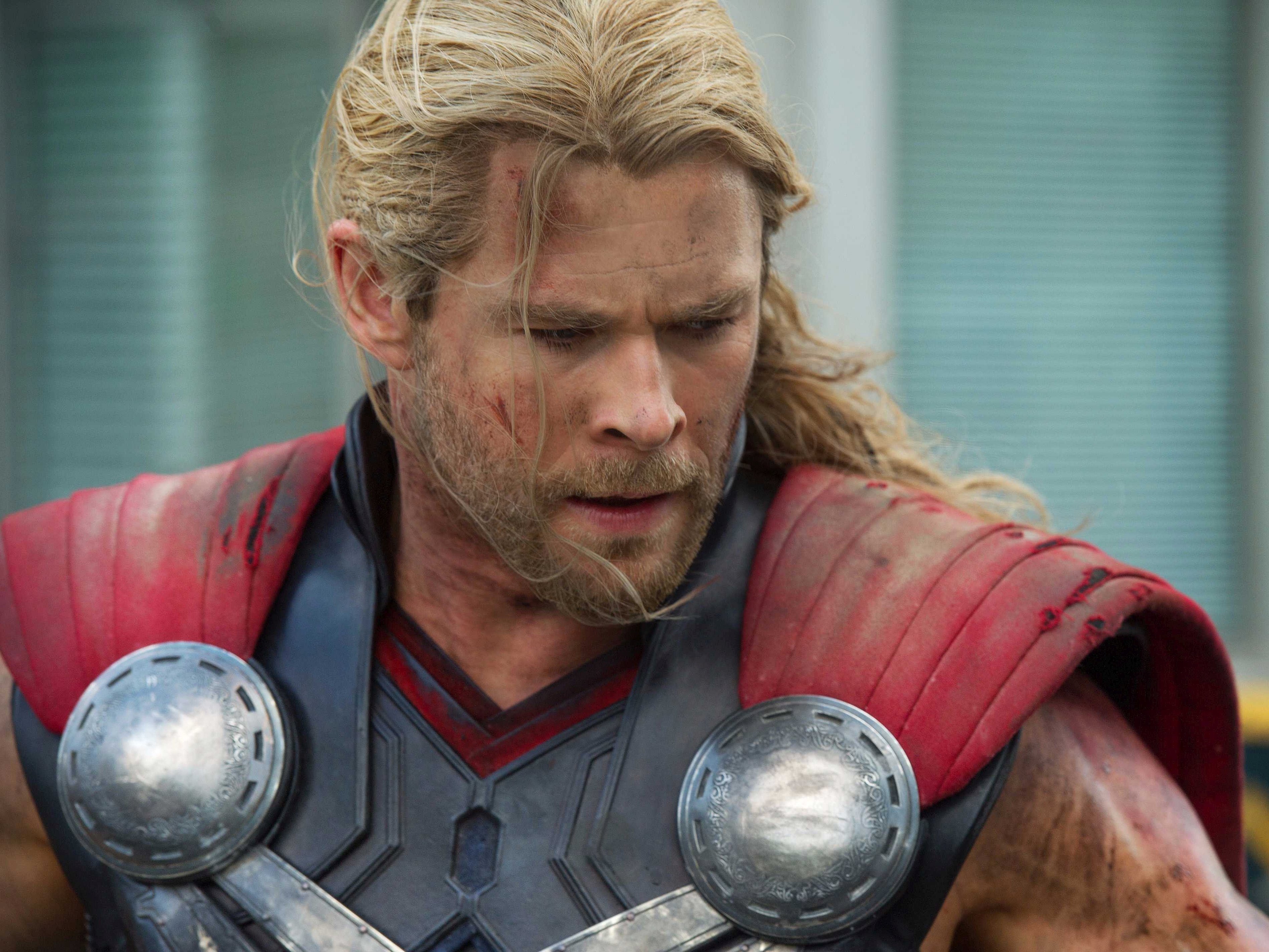 Handy-Wallpaper Filme, Thor, Die Rächer, Chris Hemsworth, Avengers: Age Of Ultron kostenlos herunterladen.