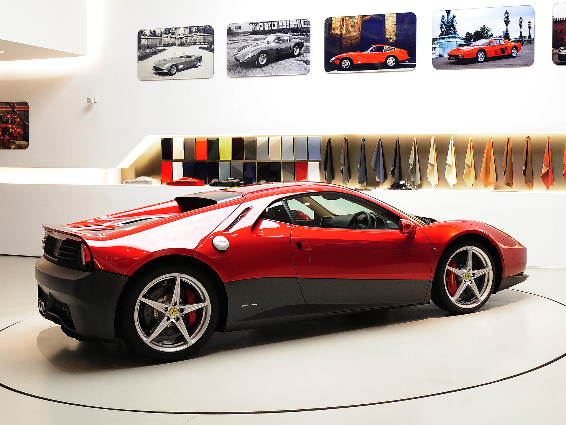 Télécharger des fonds d'écran Ferrari Sp12 Ce HD
