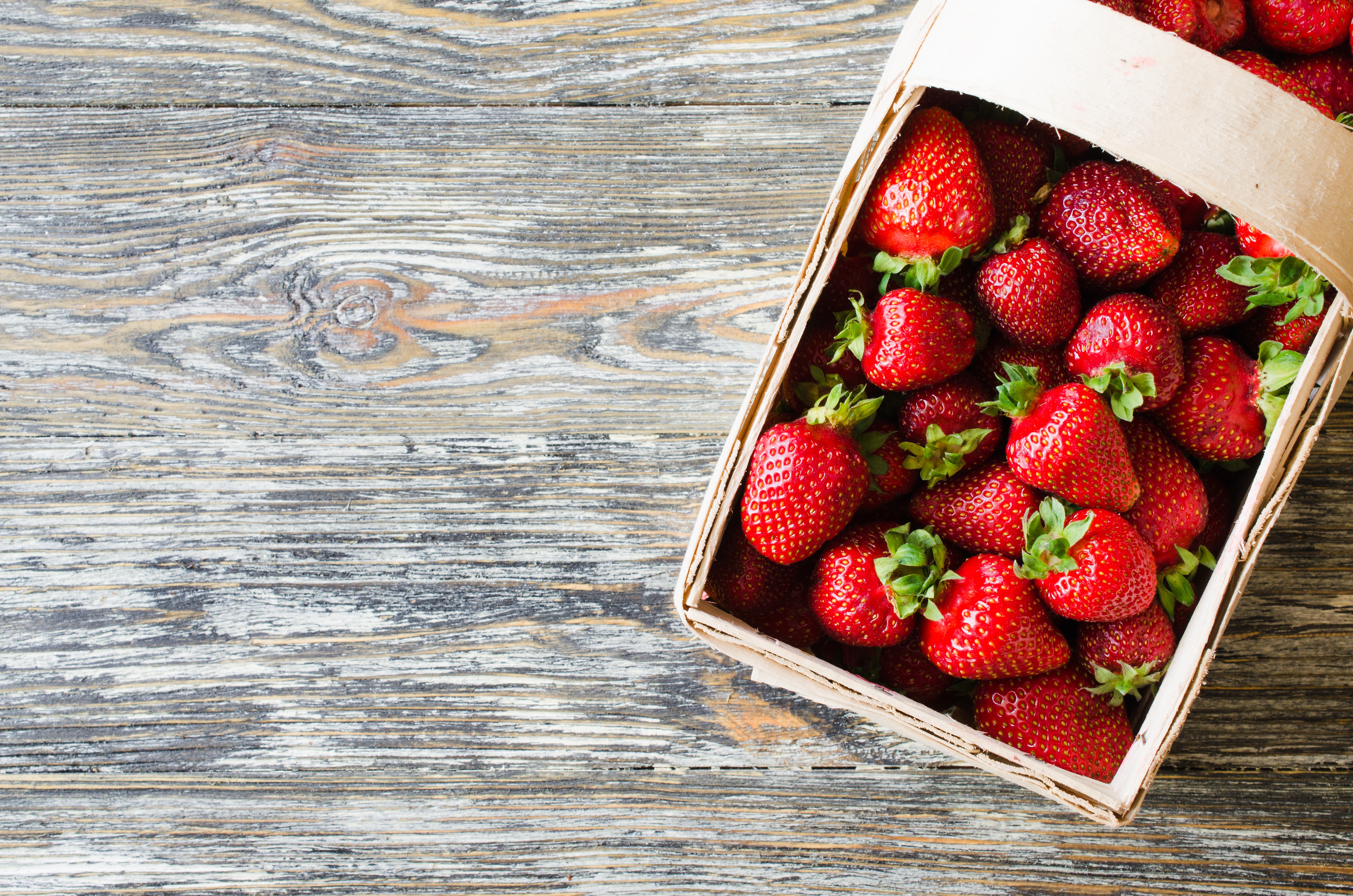 Baixar papel de parede para celular de Frutas, Comida, Morango gratuito.