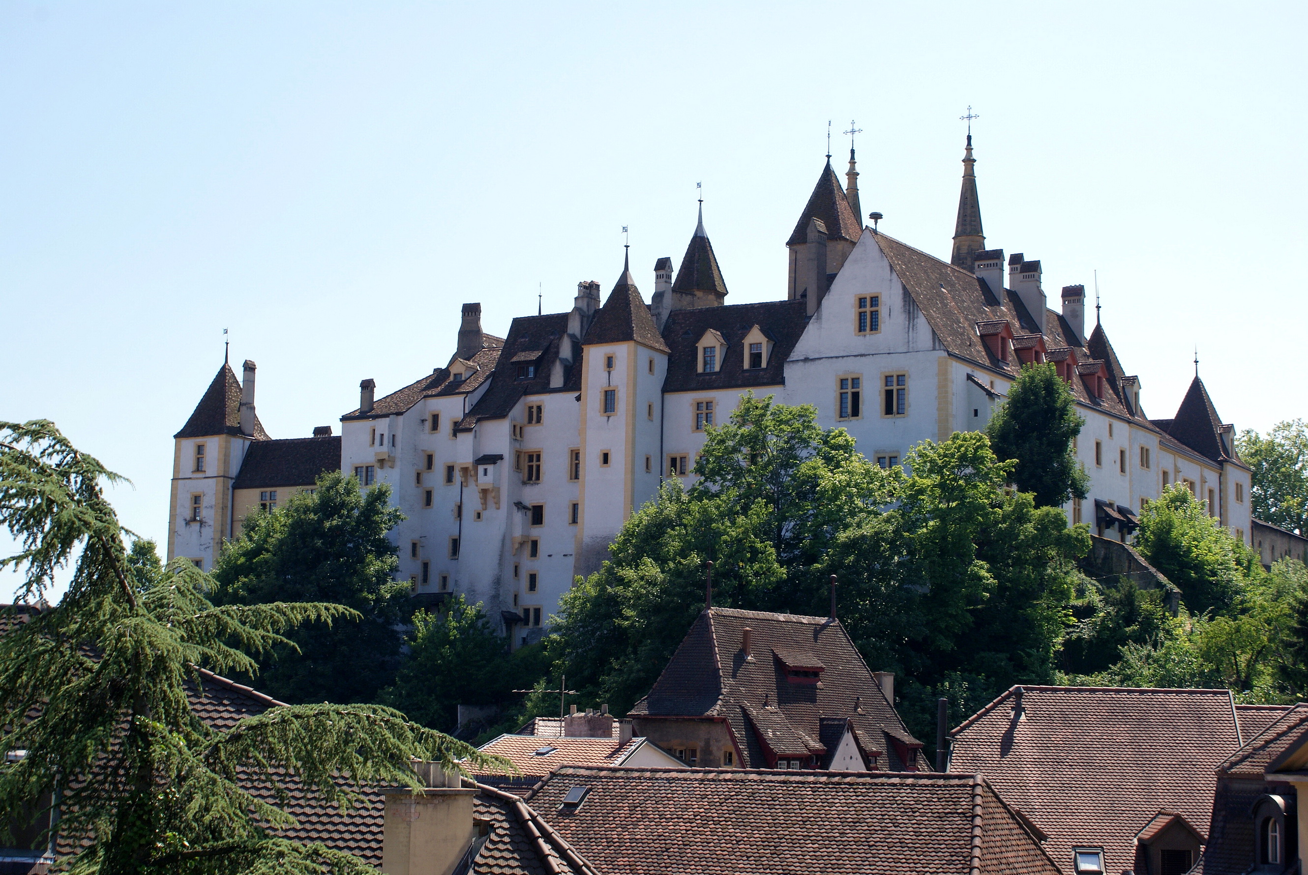 Handy-Wallpaper Schloss Neuchâtel, Menschengemacht, Schloss, Schlösser kostenlos herunterladen.