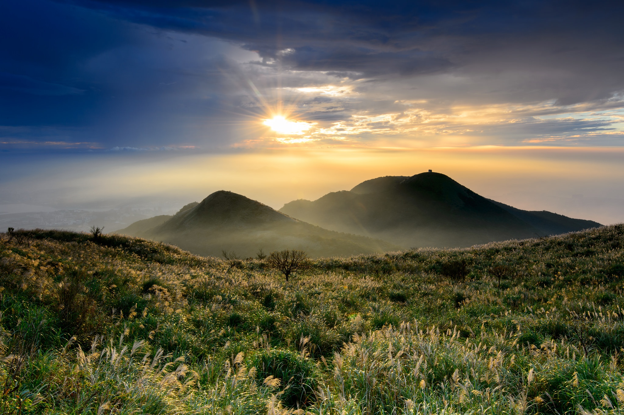 Descarga gratis la imagen Paisaje, Naturaleza, Horizonte, Nube, Rayo De Sol, Tierra/naturaleza en el escritorio de tu PC