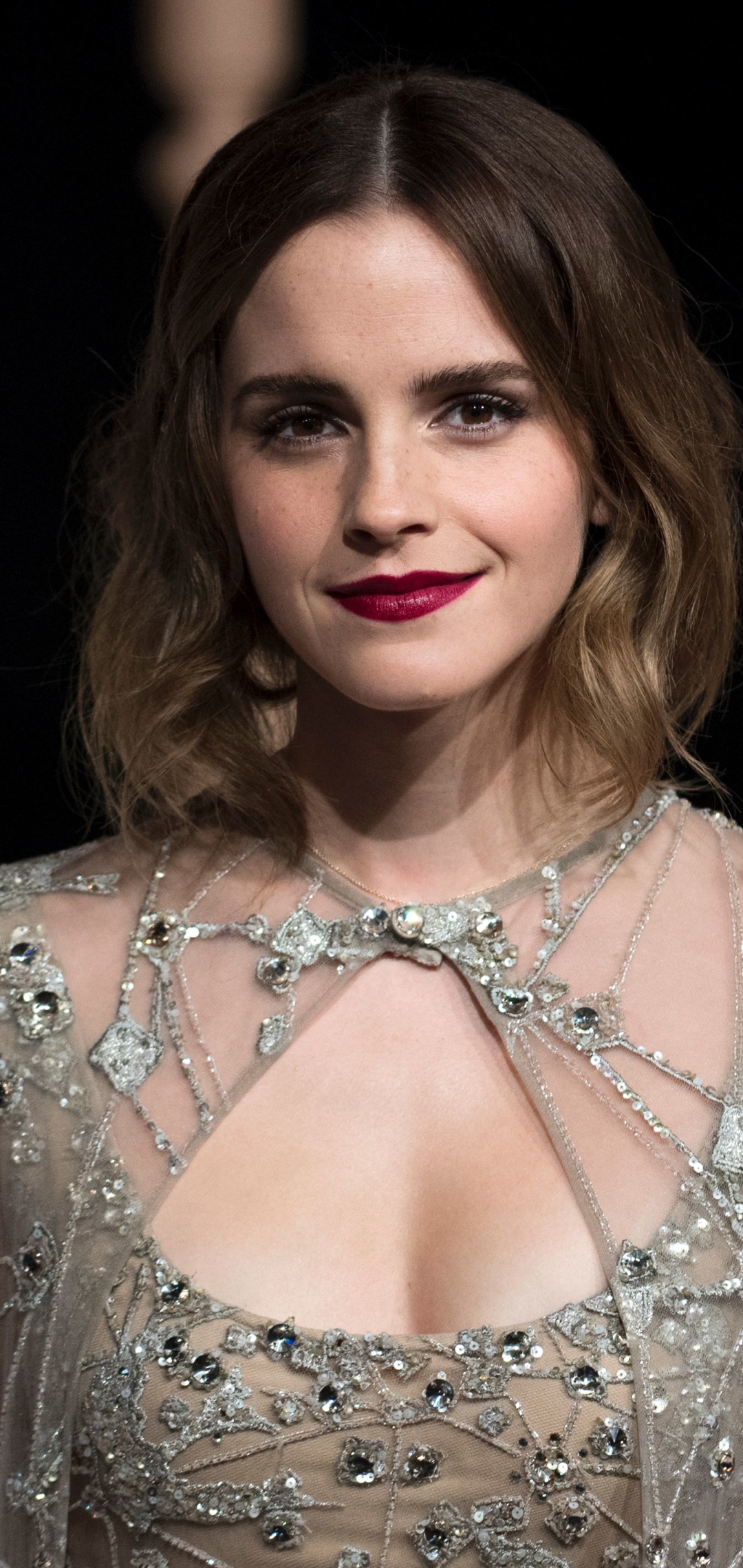 Download mobile wallpaper Emma Watson, English, Brunette, British, Celebrity, Brown Eyes, Actress, Lipstick for free.