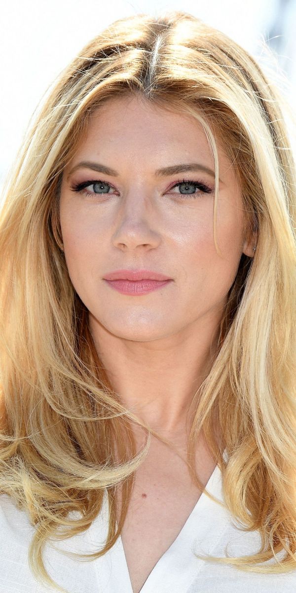 phone-wallpaper-katheryn-winnick-celebrity-face-canadian-actress
