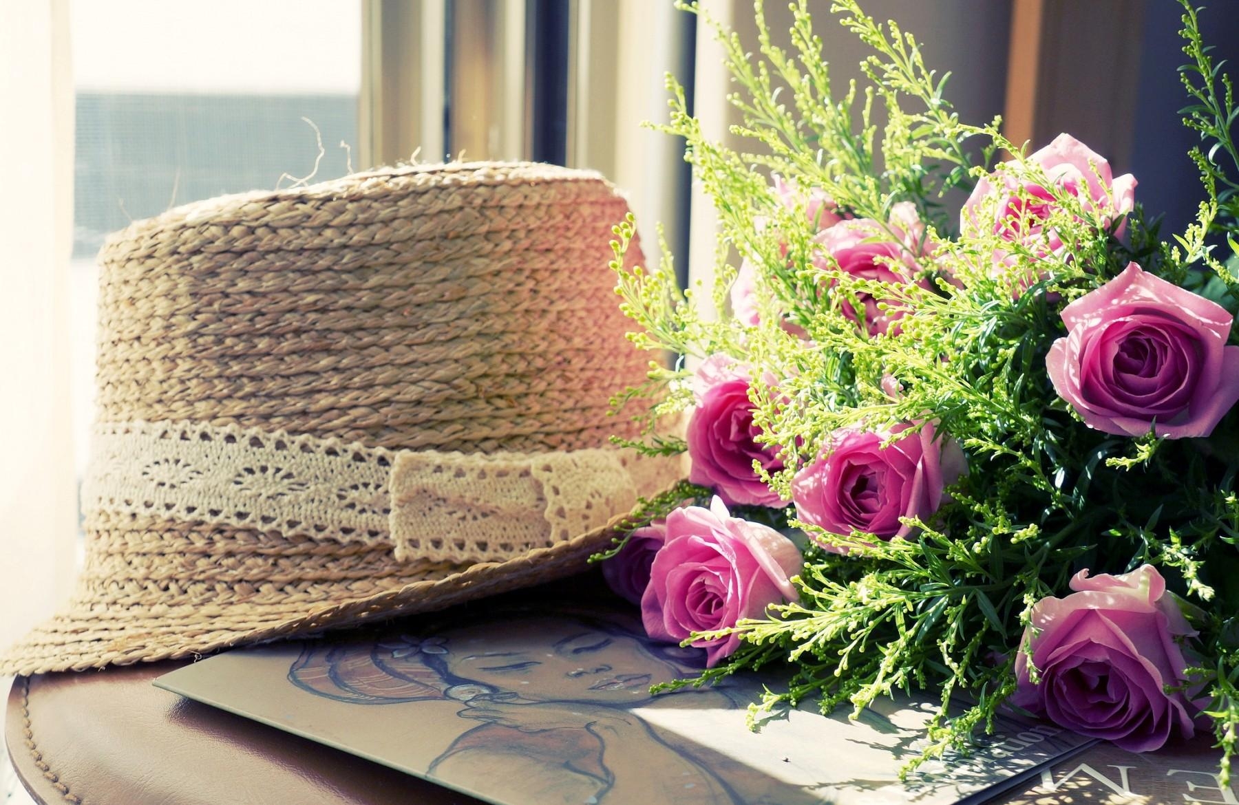 Download mobile wallpaper Greens, Flowers, Hat, Bouquet, Picture, Roses for free.