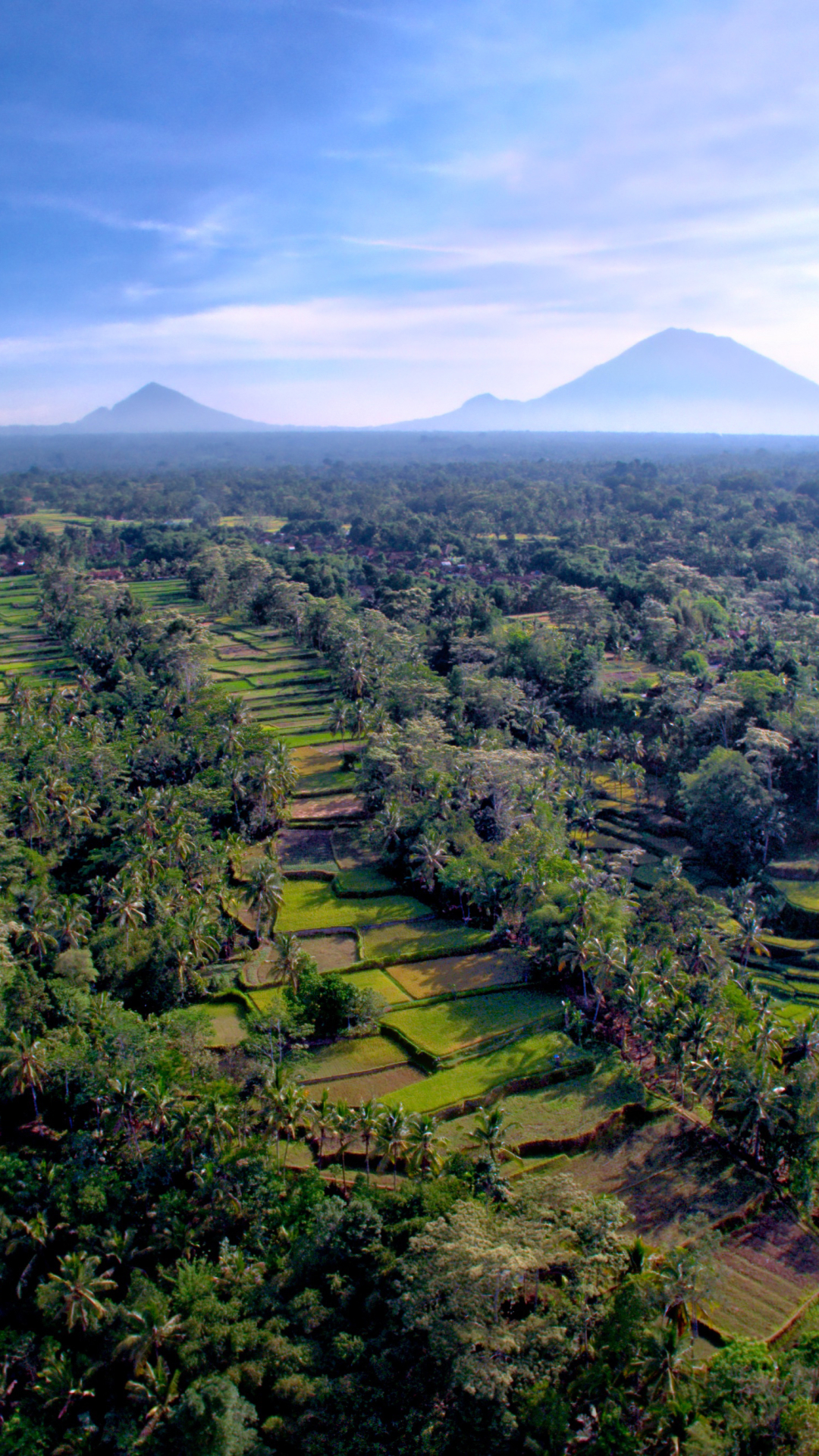 Скачать картинку Пейзаж, Бали, Вулкан, Индонезия, Земля/природа в телефон бесплатно.