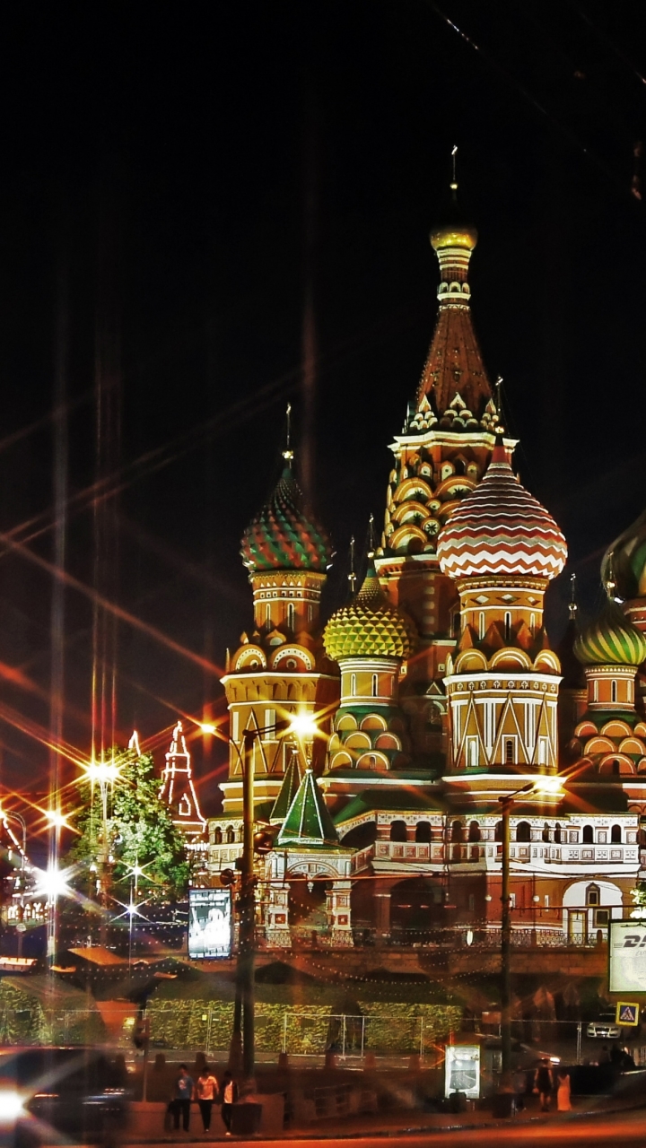 Download mobile wallpaper Saint Basil's Cathedral, Cathedrals, Religious for free.