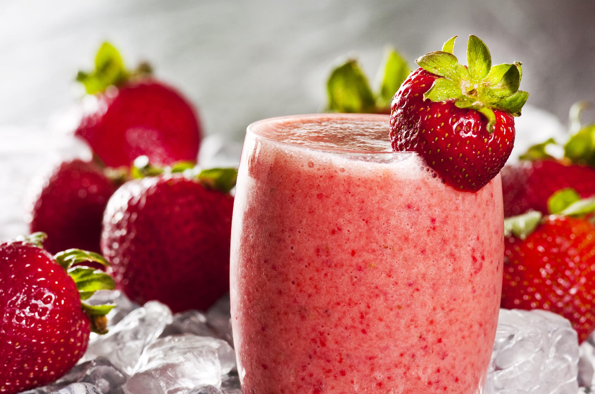 Download mobile wallpaper Food, Strawberry, Drink, Smoothie for free.