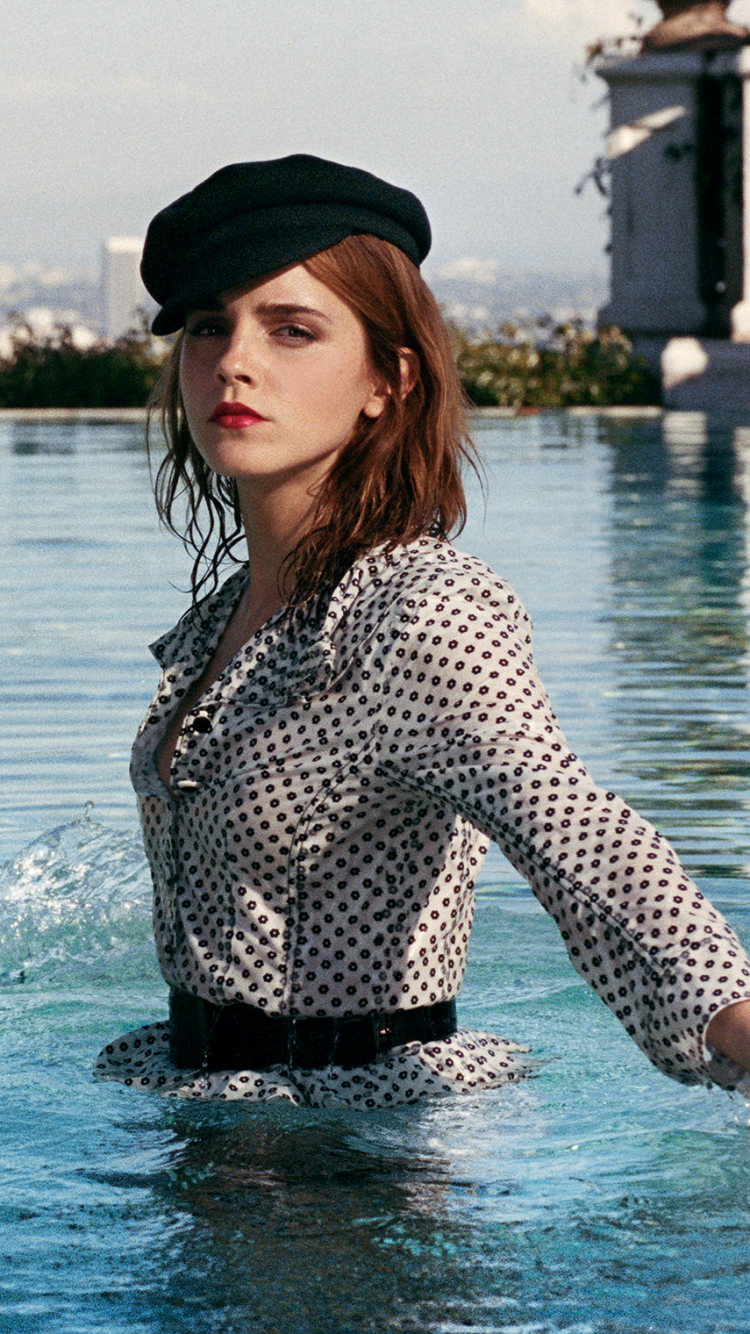 Download mobile wallpaper Emma Watson, English, Celebrity, Actress, Lipstick for free.
