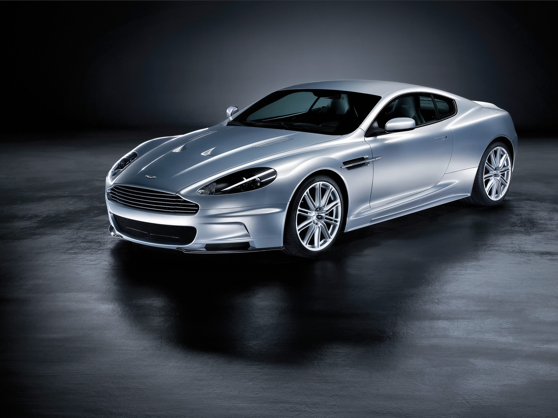 Baixe gratuitamente a imagem Aston Martin, Aston Martin Dbs, Veículos na área de trabalho do seu PC