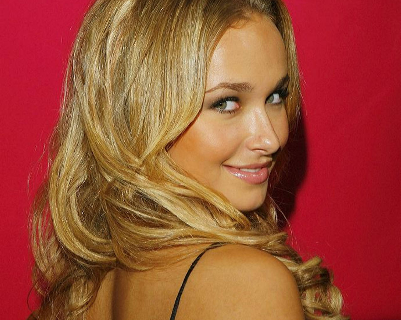 Download mobile wallpaper Celebrity, Hayden Panettiere for free.