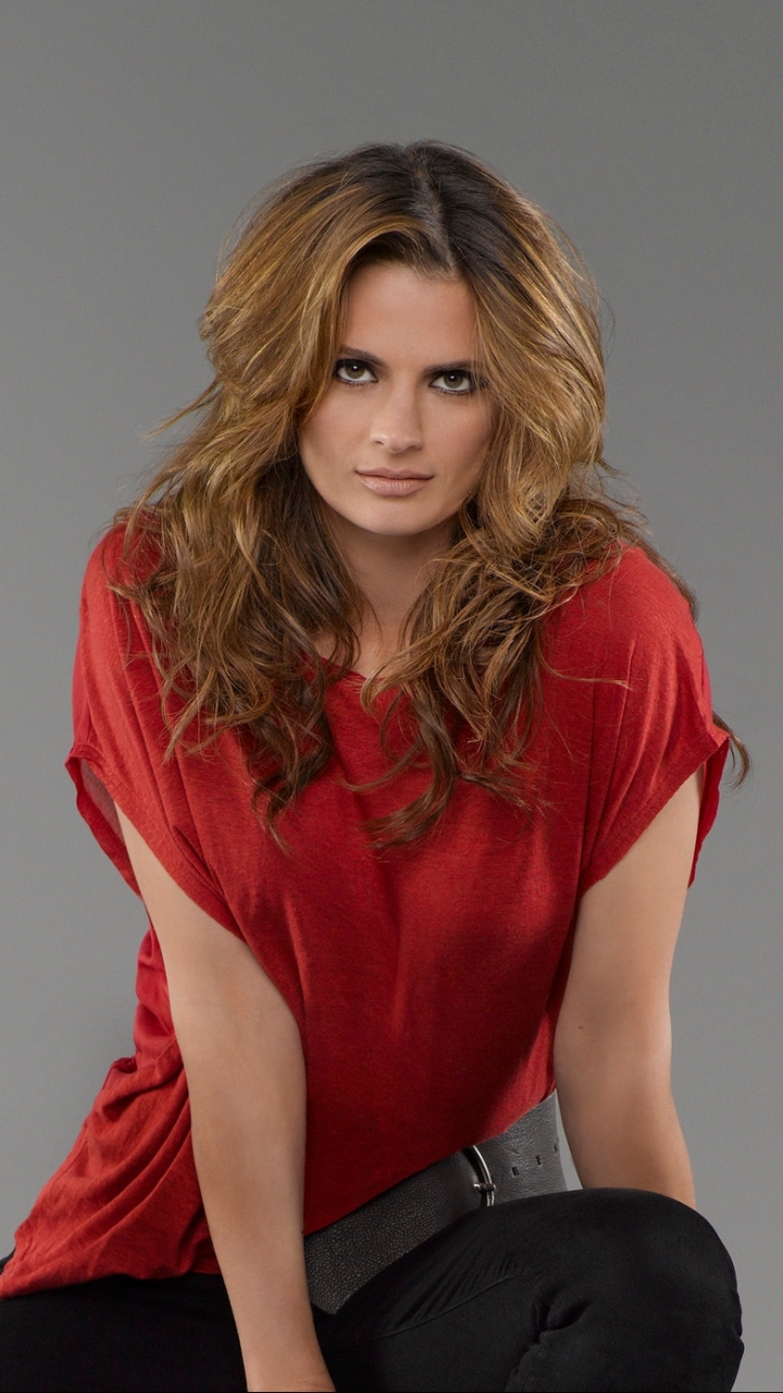 Download mobile wallpaper Celebrity, Canadian, Actress, Stana Katic for free.
